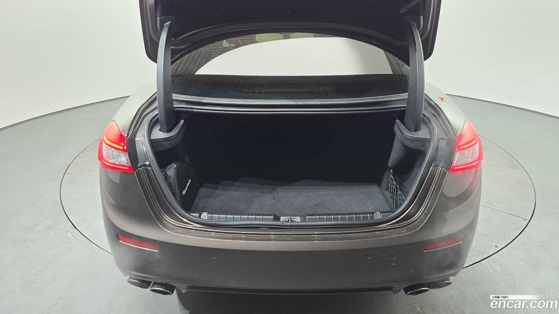 Ghibli Maserati 2014.3-OPTION-024