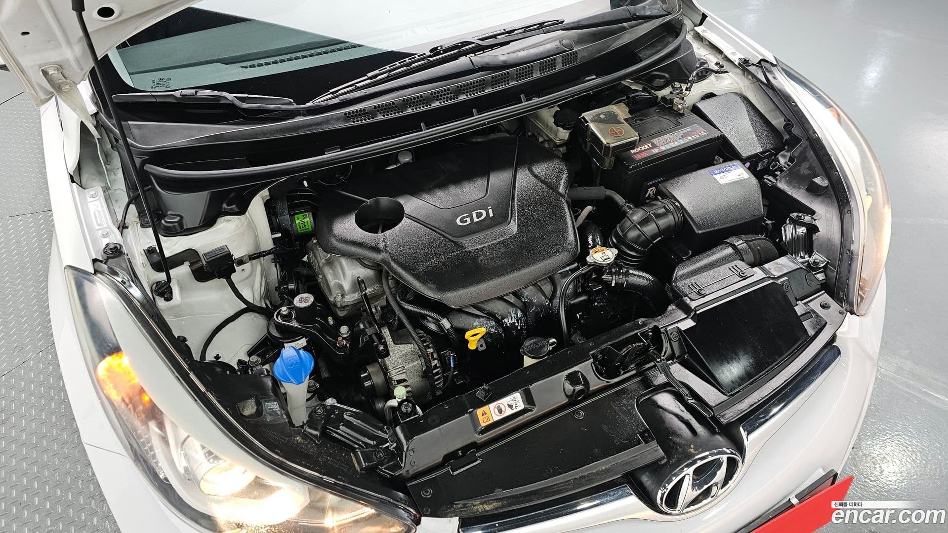 Main__Slider__Photo:AVANTE Hyundai 2014.6-5