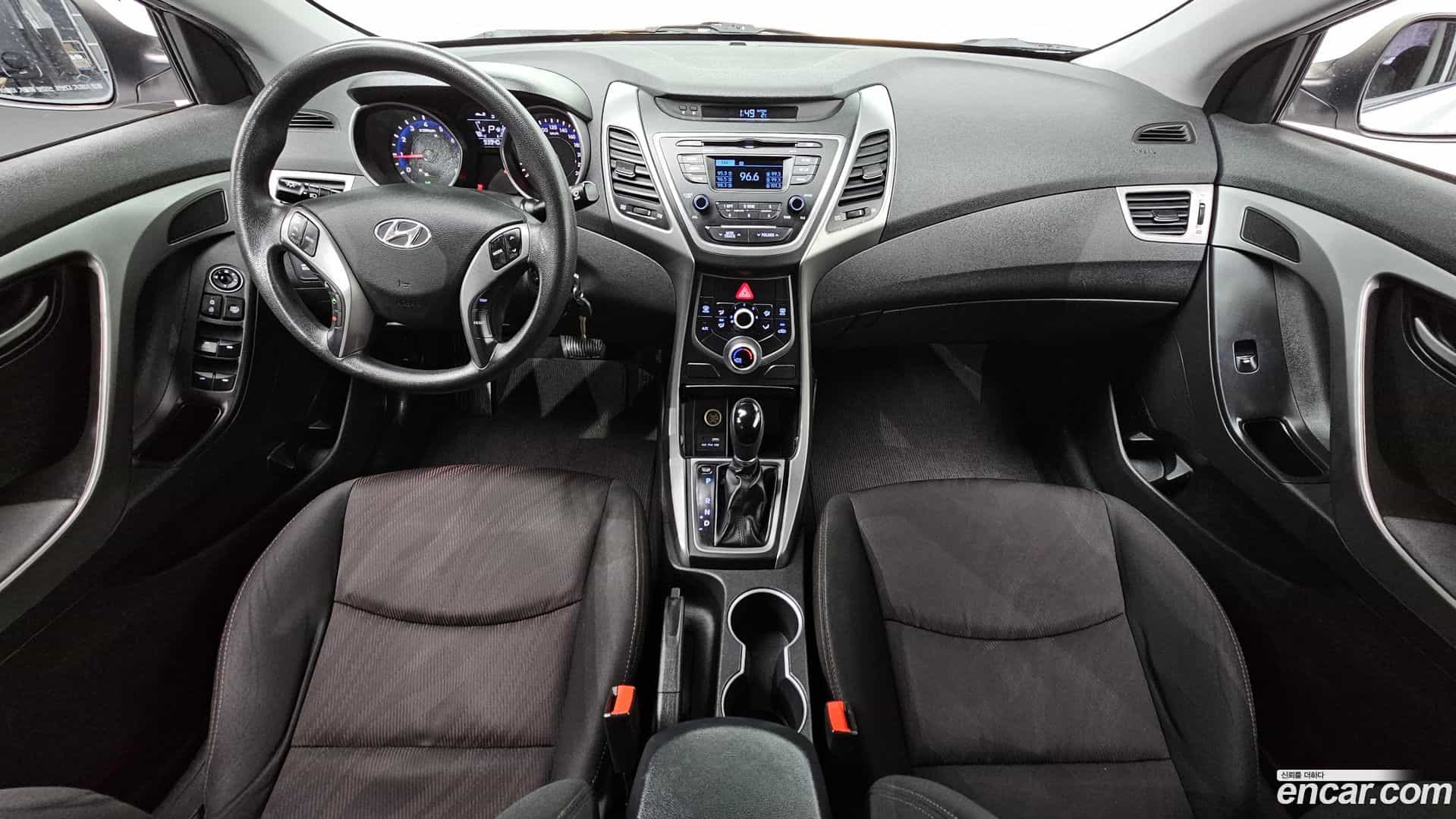 AVANTE Hyundai 2014.6-INNER-007