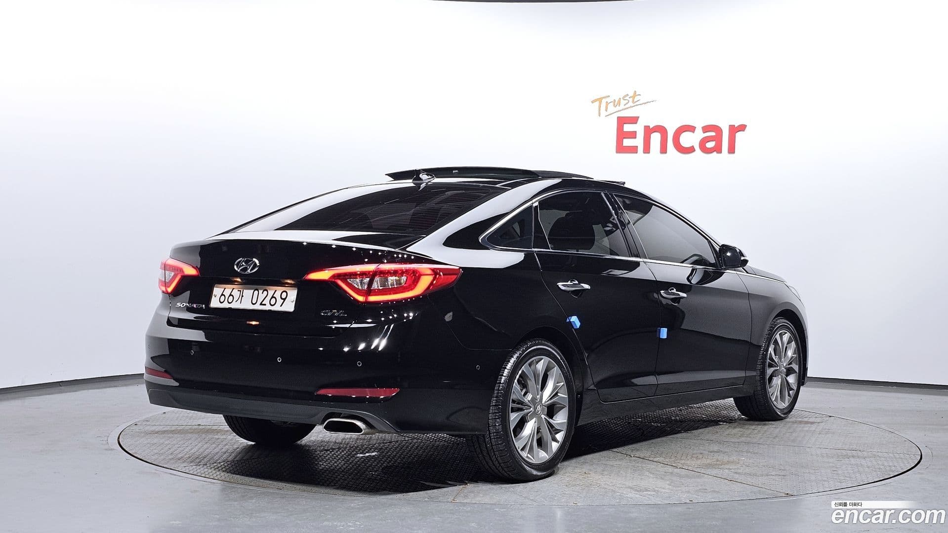 Main__Slider__Photo:Sonata Hyundai 2015.7-1