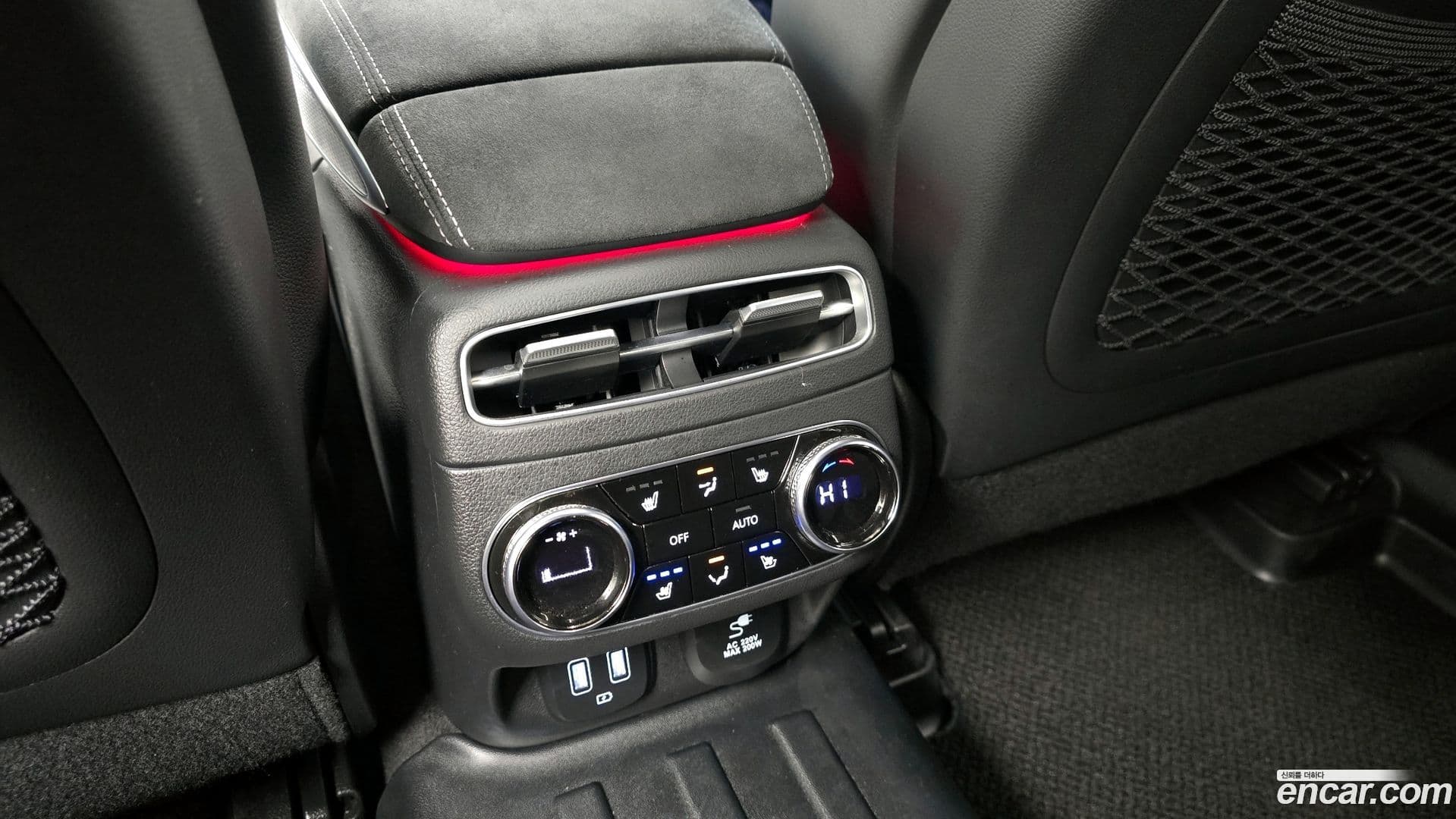 Main__Slider__Photo:GV70 Genesis 2021.11-18