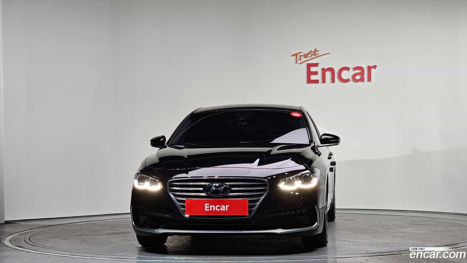 Grandeur Hyundai 2018.1-OUTER-003