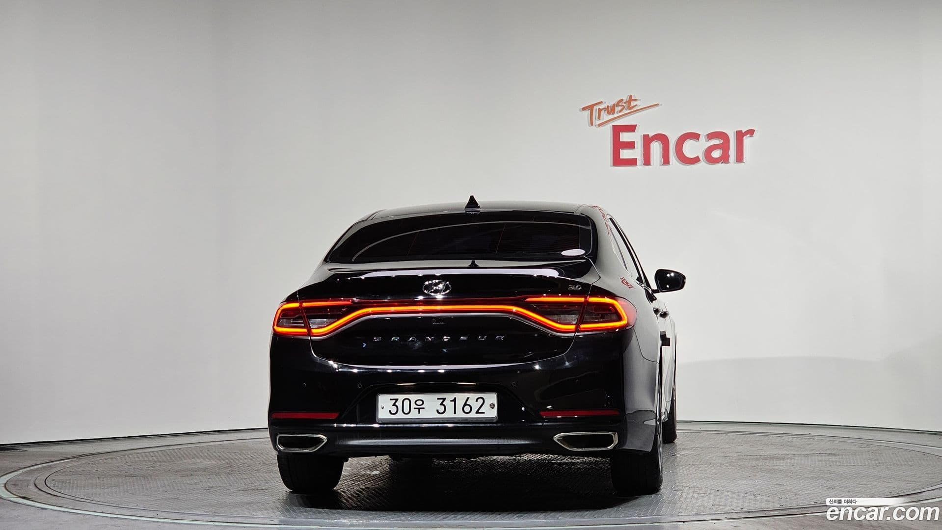 Main__Slider__Photo:Grandeur Hyundai 2018.1-3