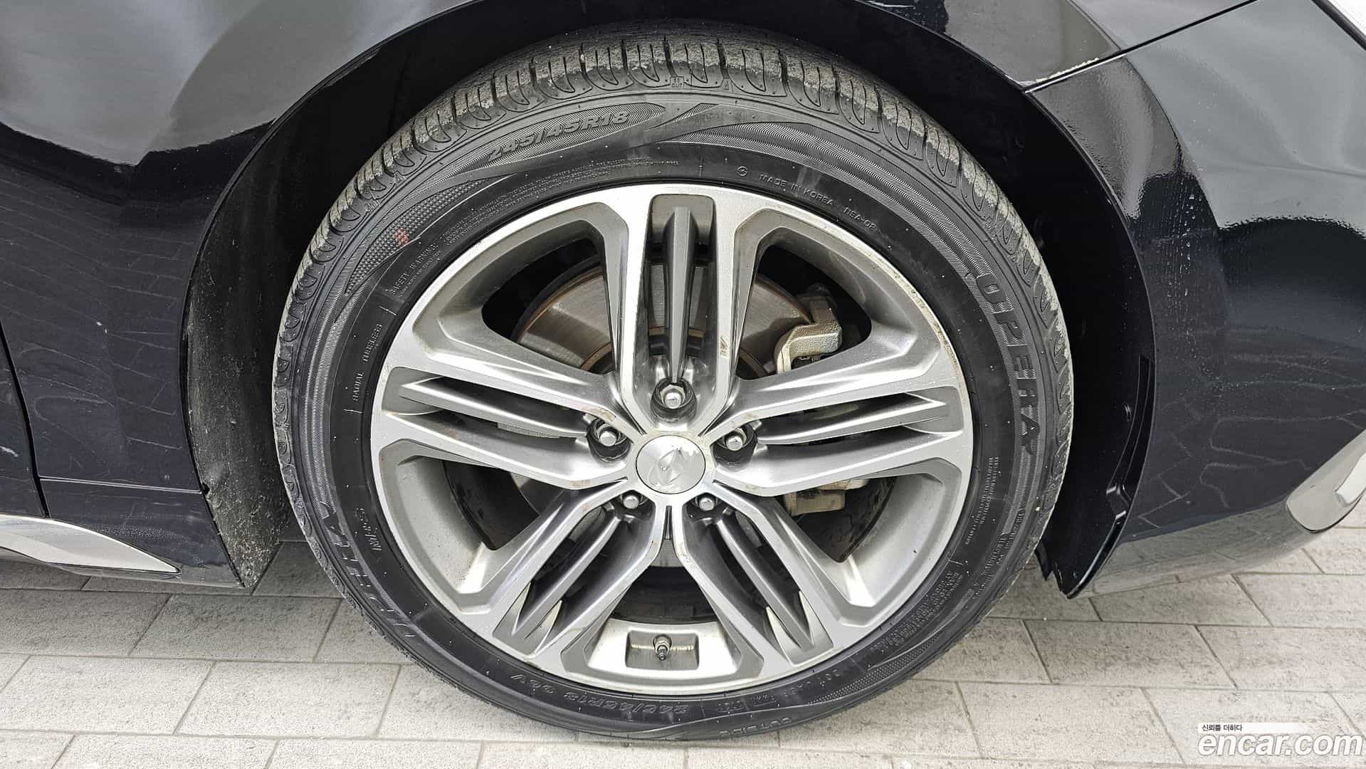 Grandeur Hyundai 2018.1-OUTER-005