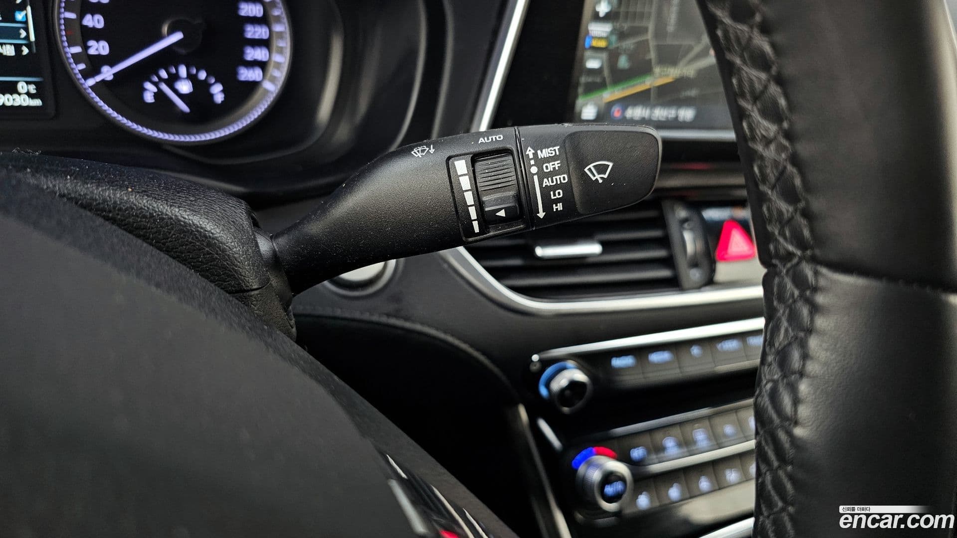 Main__Slider__Photo:Grandeur Hyundai 2018.1-14