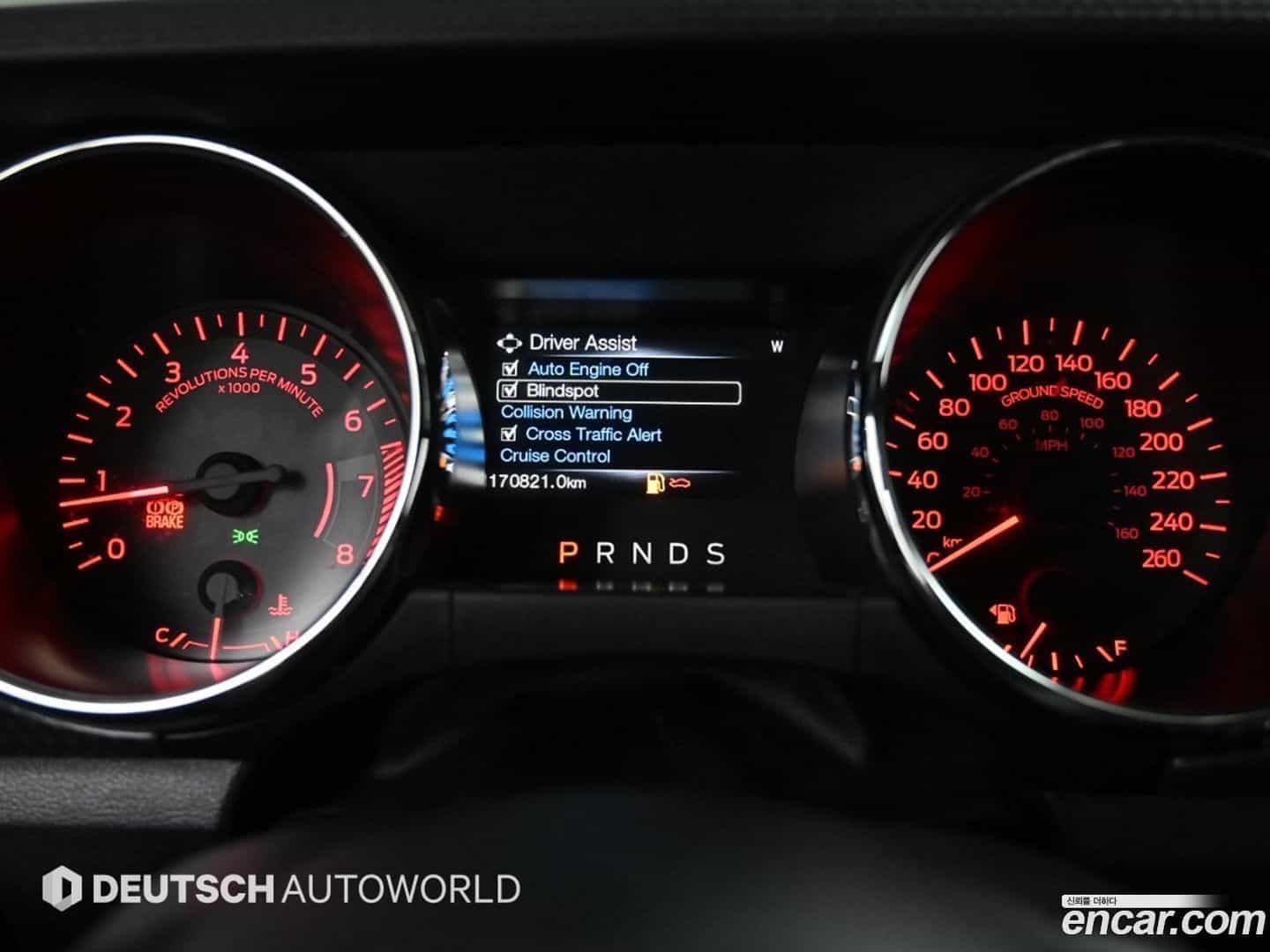 Mustang Ford 2015.11-INNER-008