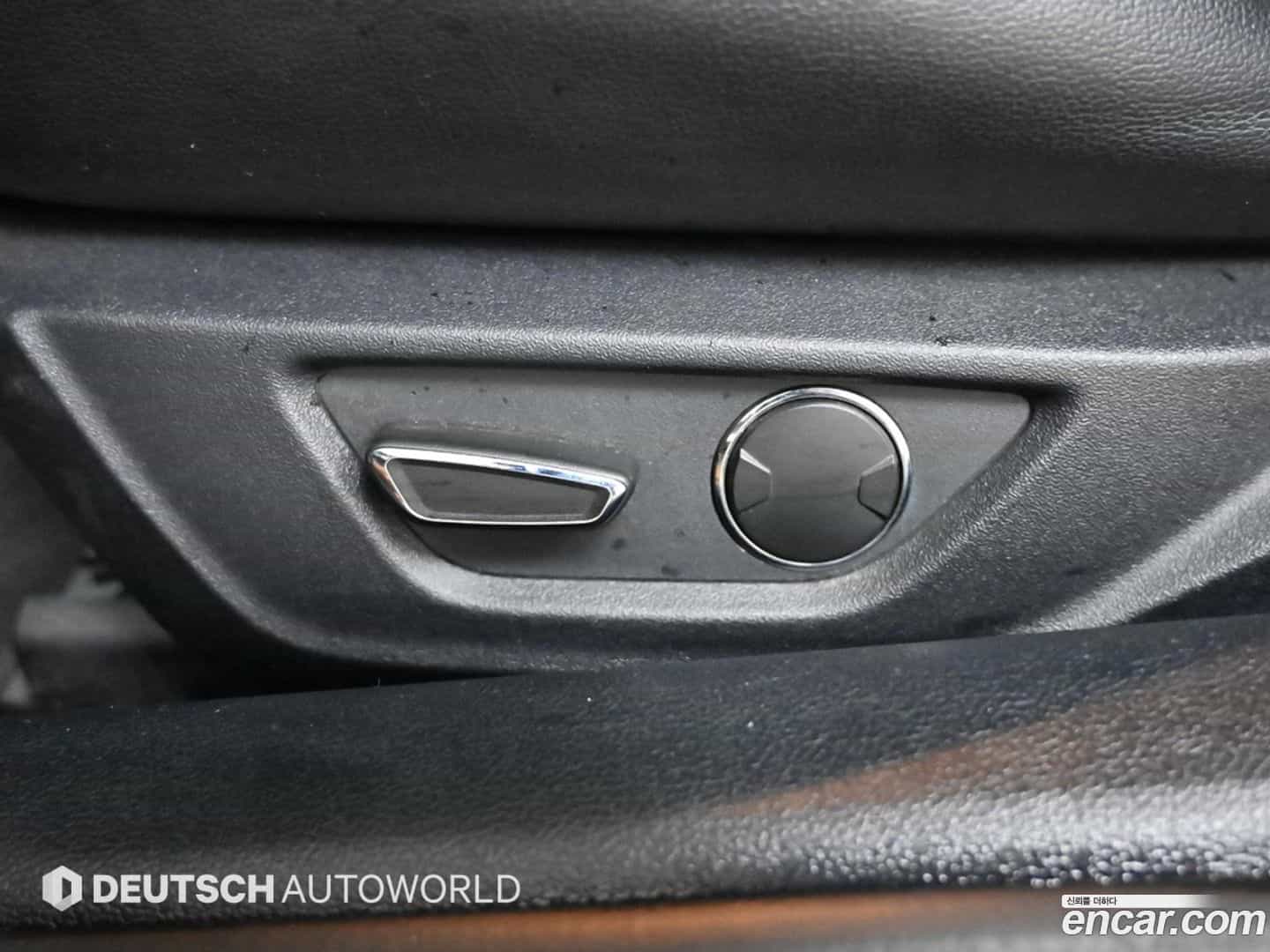 Mustang Ford 2015.11-OPTION-021