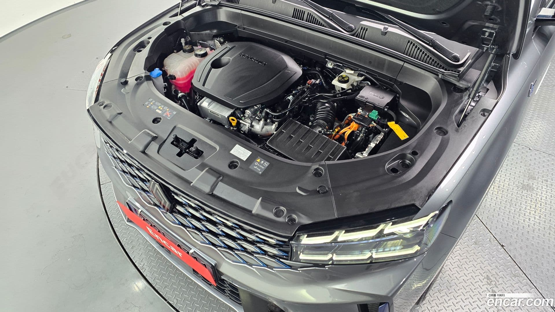 Main__Slider__Photo:Grand Koleos Renault-KoreaSamsung 2025.5-5