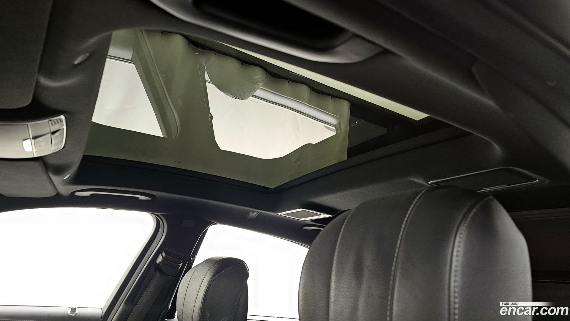 Main__Slider__Photo:S-Class Mercedes-Benz 2018.4-18