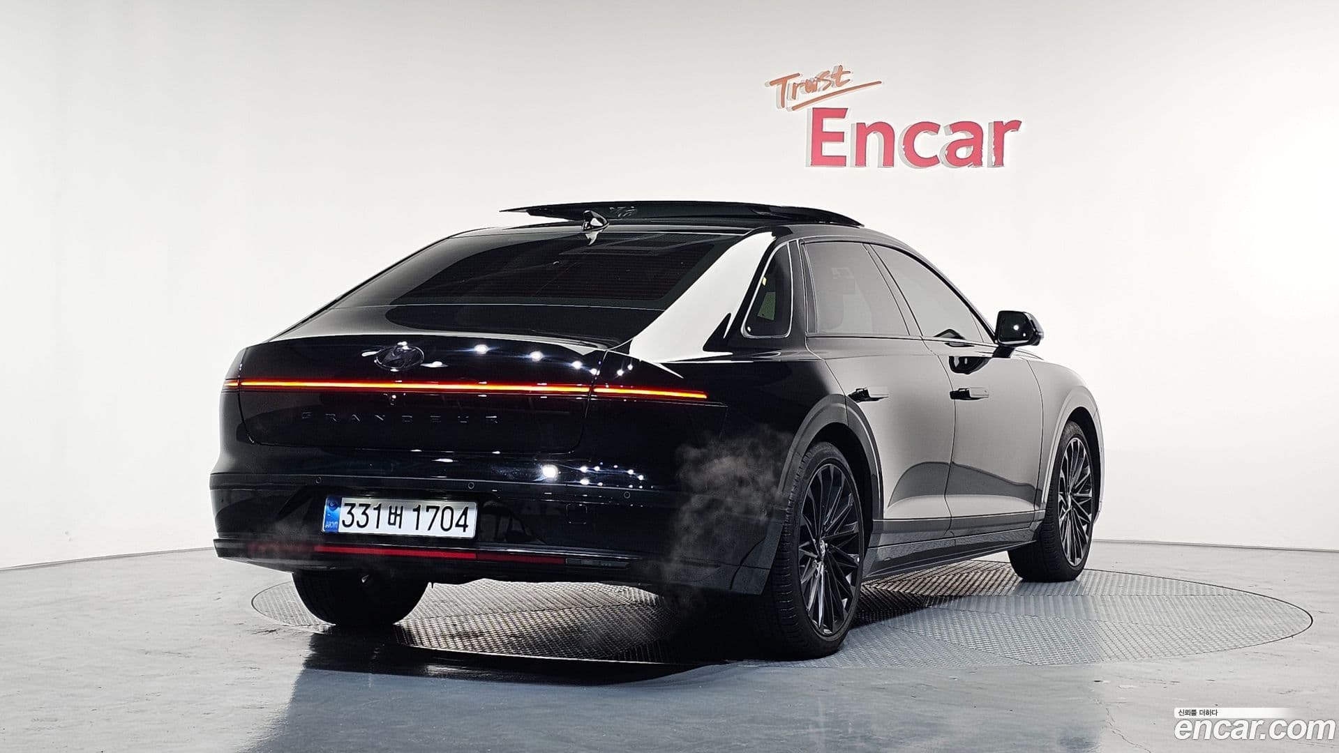 Main__Slider__Photo:Grandeur Hyundai 2025.3-1