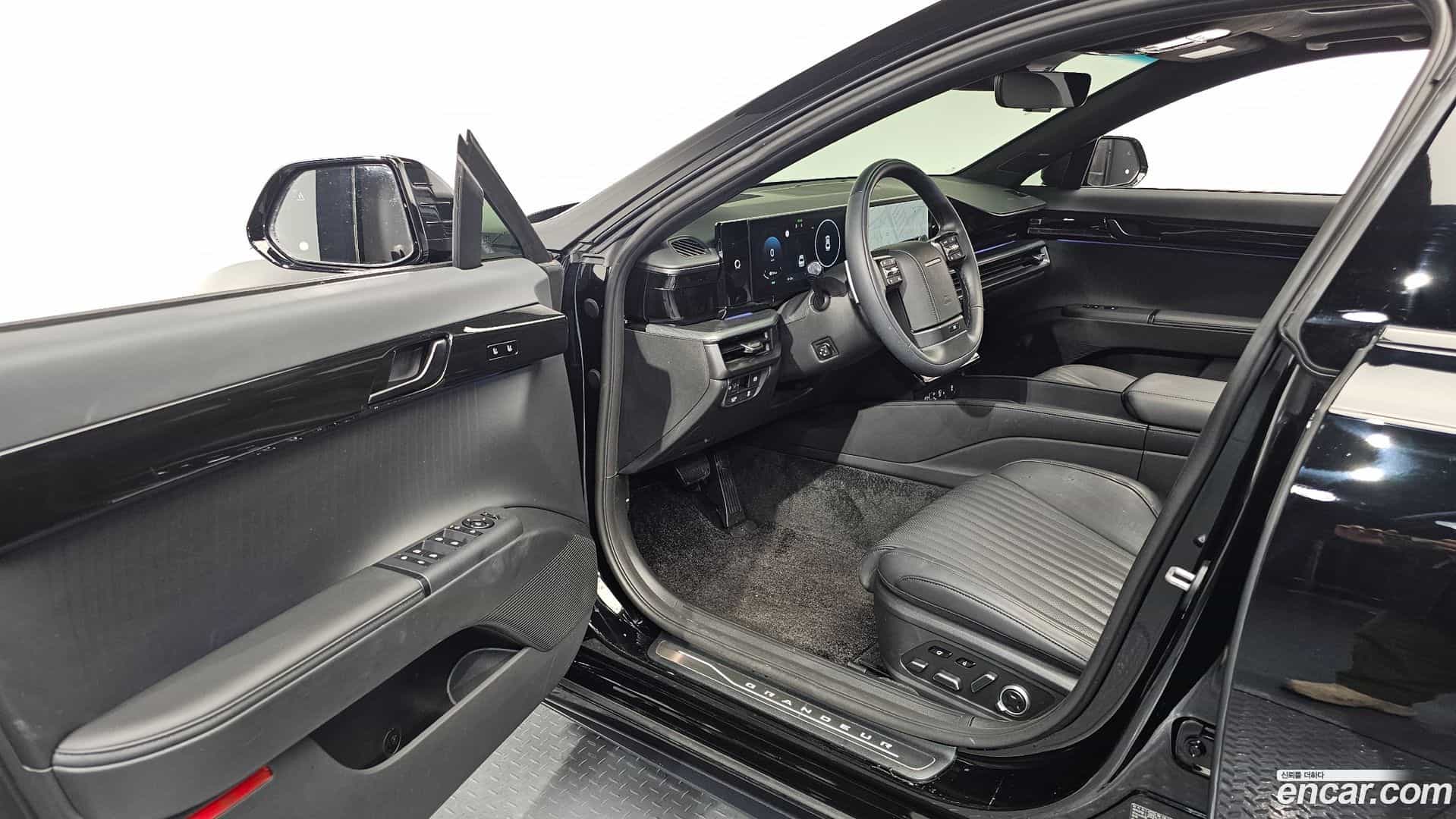 Grandeur Hyundai 2025.3-INNER-010