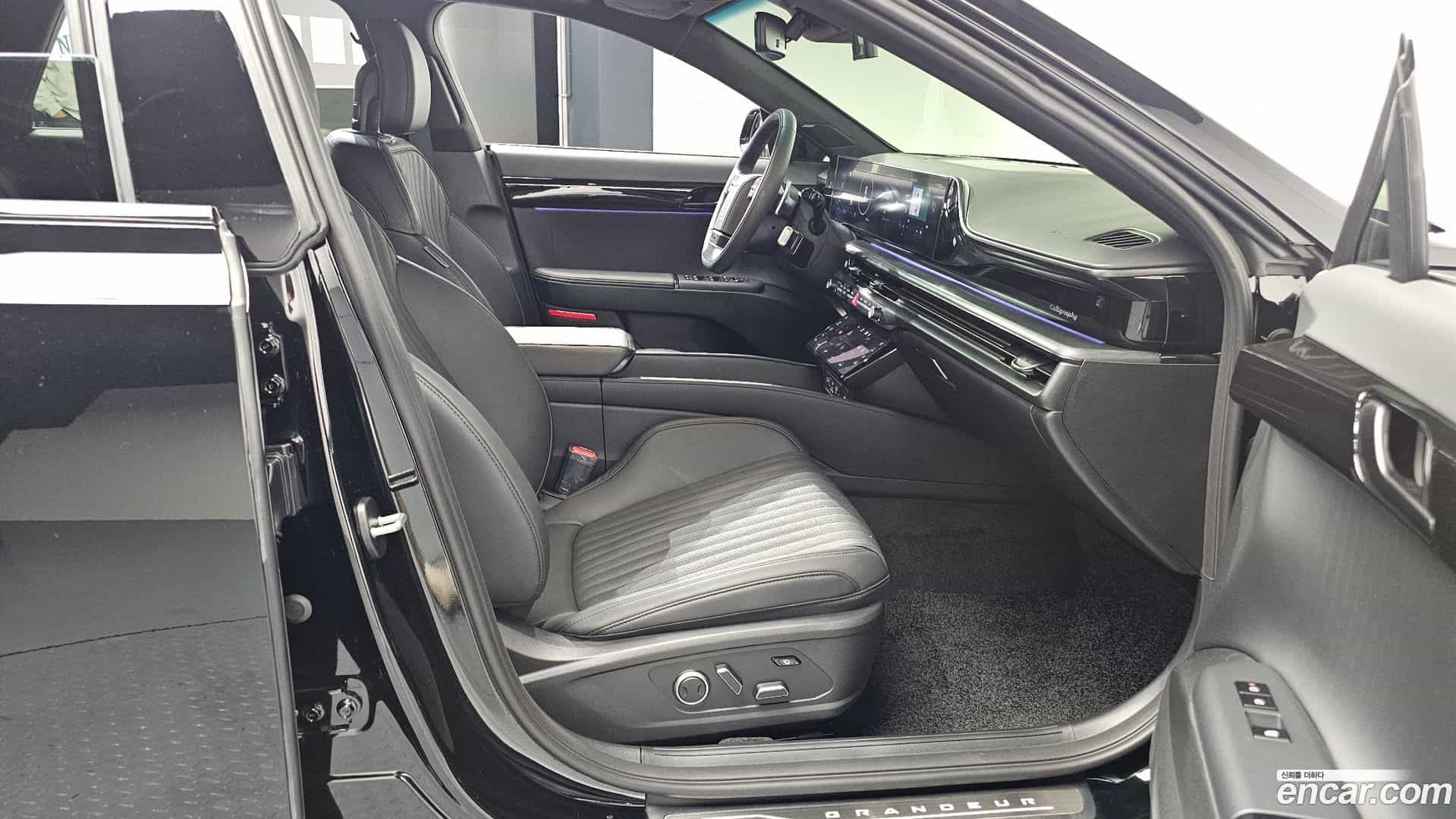 Grandeur Hyundai 2025.3-OPTION-015