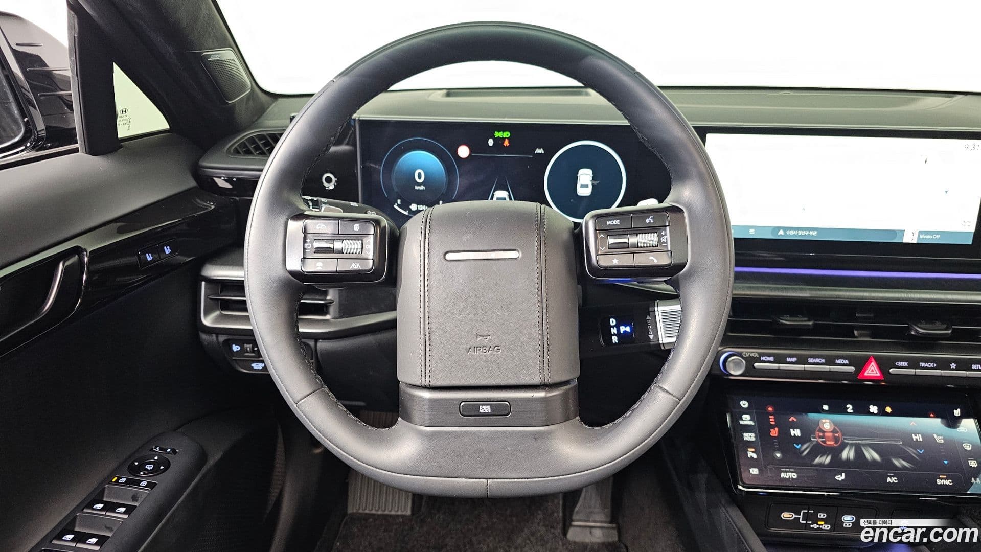 Main__Slider__Photo:Grandeur Hyundai 2025.3-12