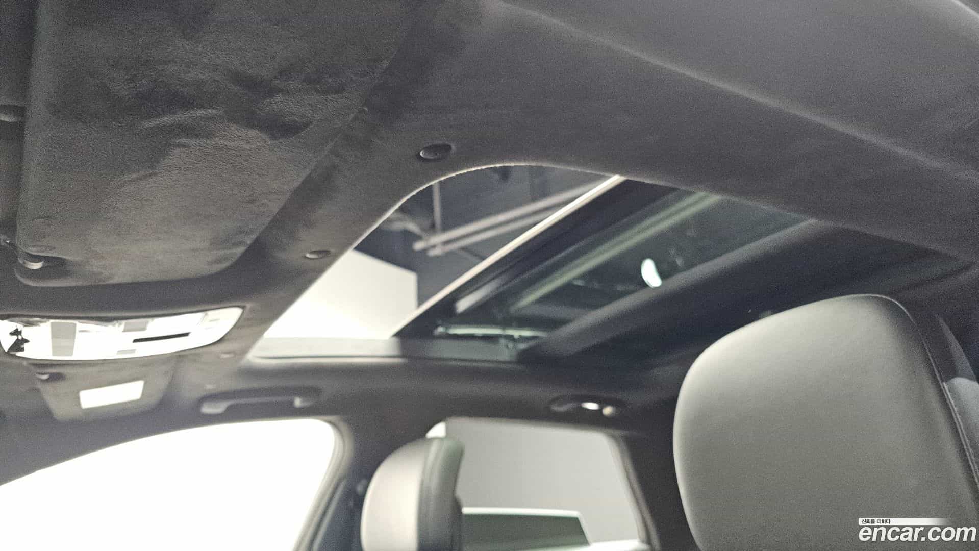 Grandeur Hyundai 2025.3-OPTION-023