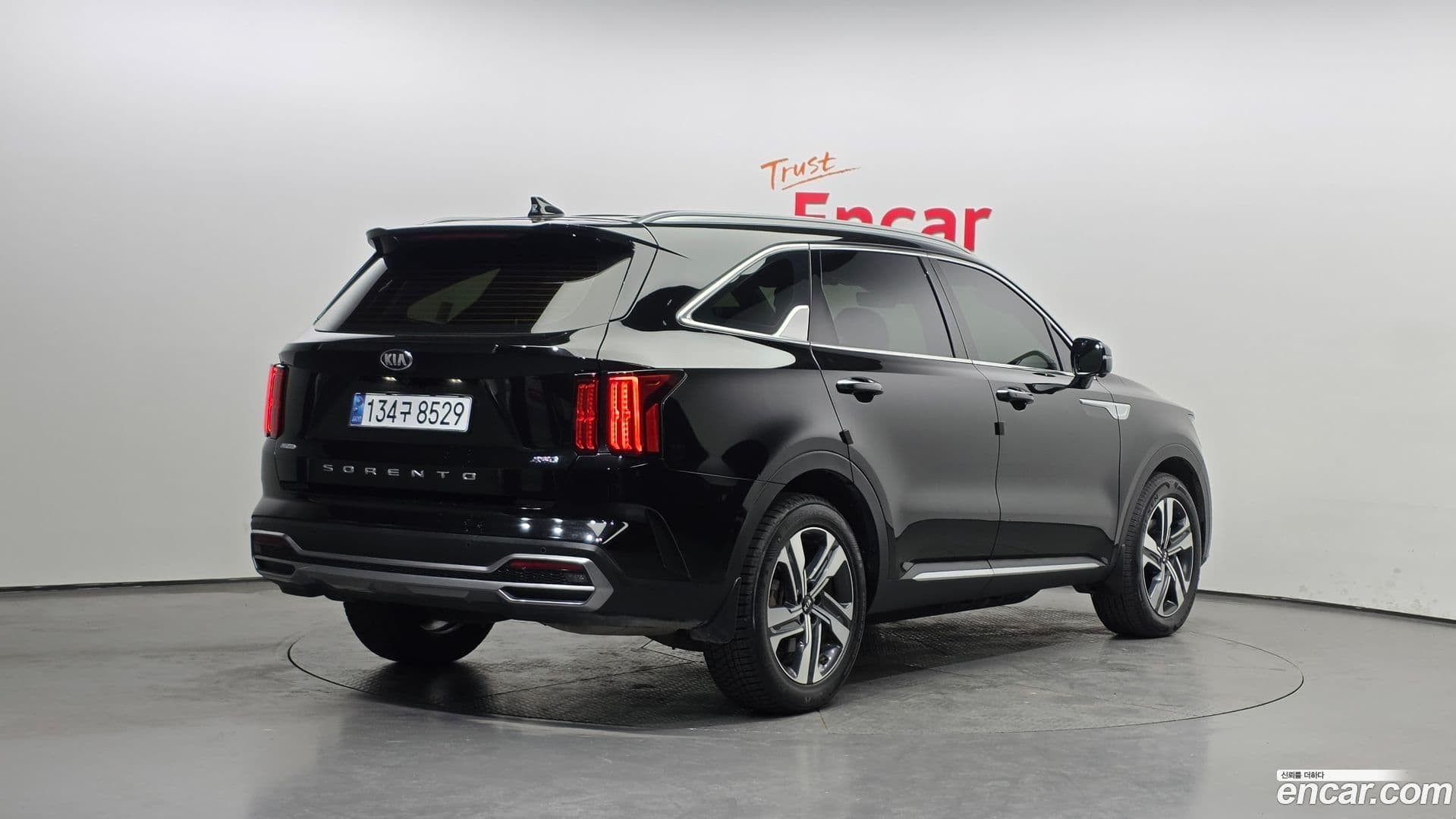 Main__Slider__Photo:Sorento Kia 2021.5-1