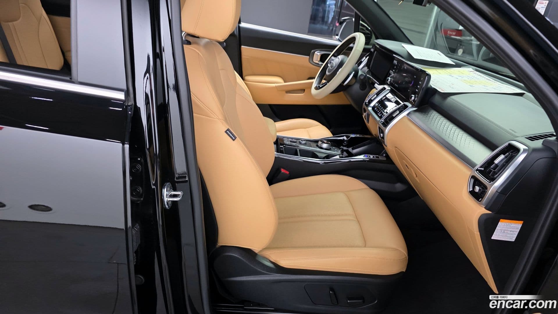 Main__Slider__Photo:Sorento Kia 2021.5-11