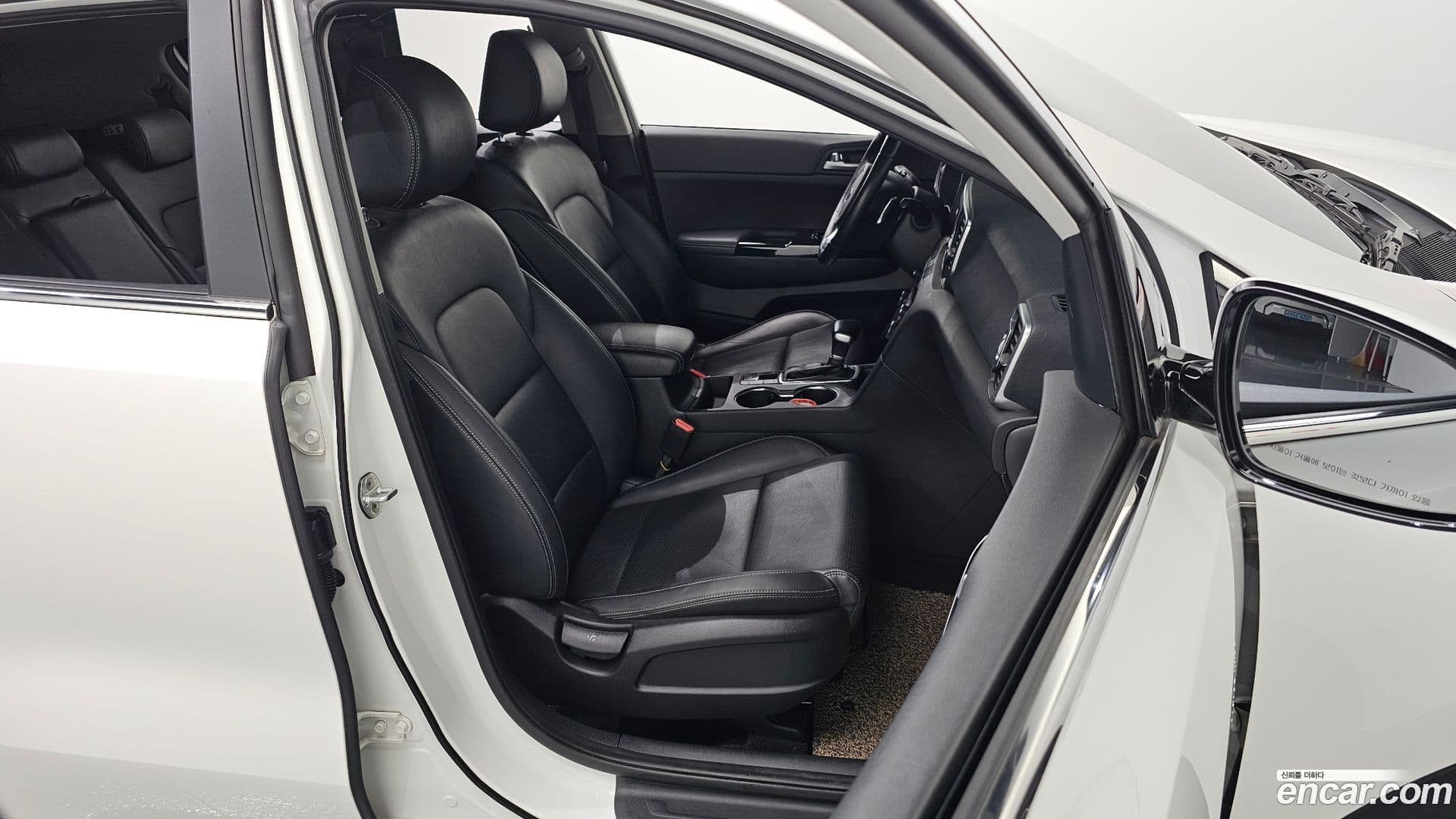 Main__Slider__Photo:Sportage Kia 2016.9-11