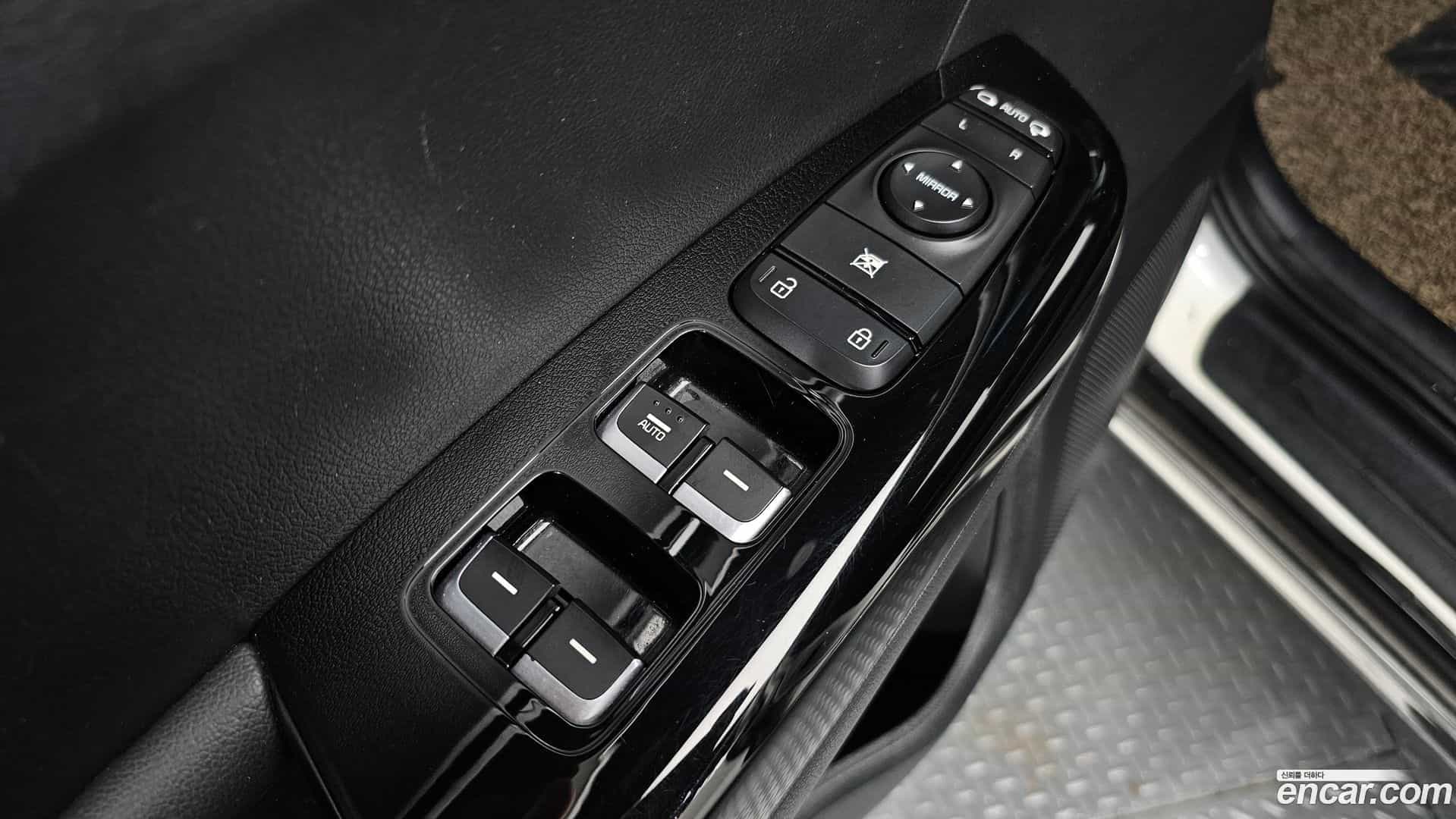 Sportage Kia 2016.9-OPTION-017