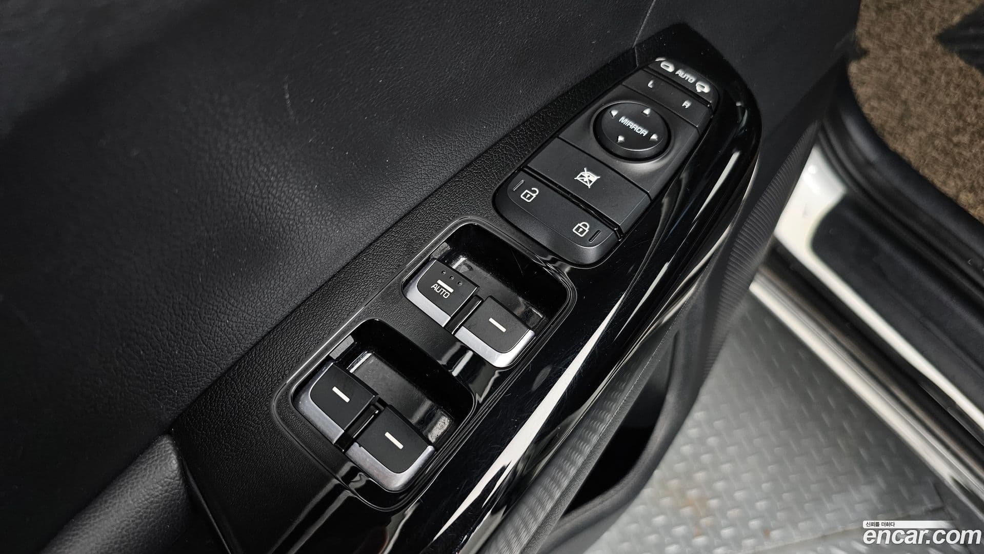 Main__Slider__Photo:Sportage Kia 2016.9-12