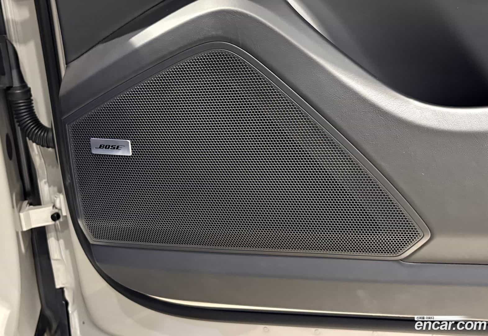 Cayenne Porsche 2024.3-OPTION-023