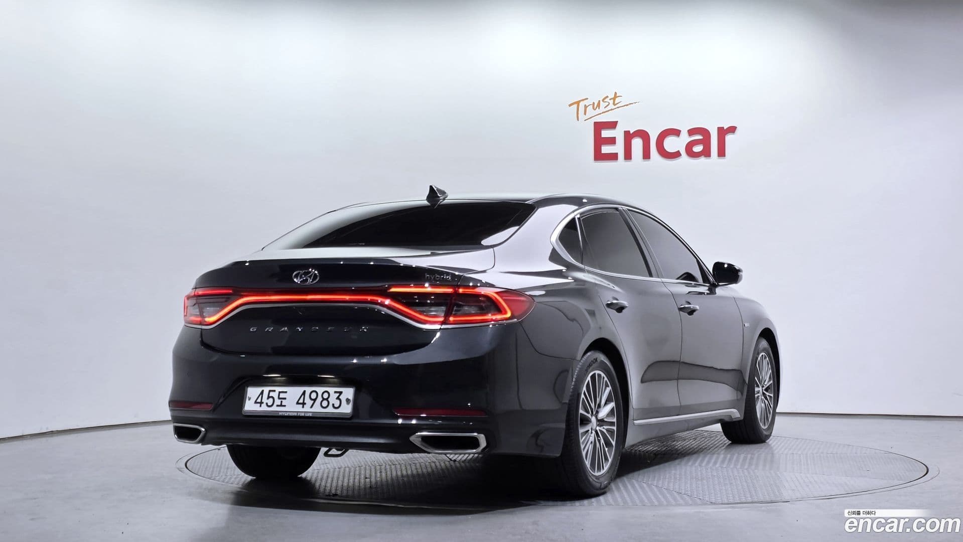 Main__Slider__Photo:Grandeur Hyundai 2018.5-1