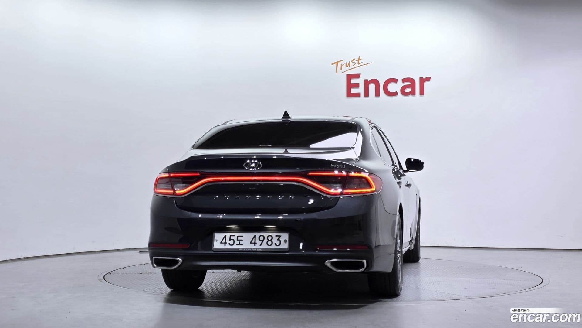 Main__Slider__Photo:Grandeur Hyundai 2018.5-3