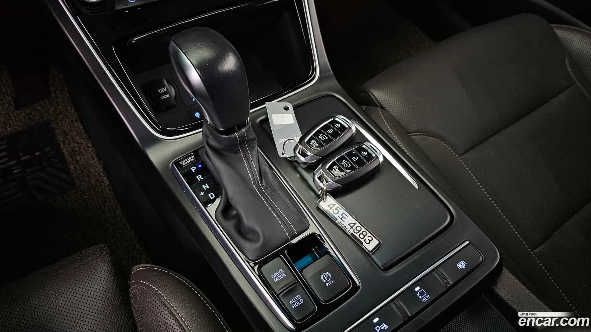 Grandeur Hyundai 2018.5-INNER-009