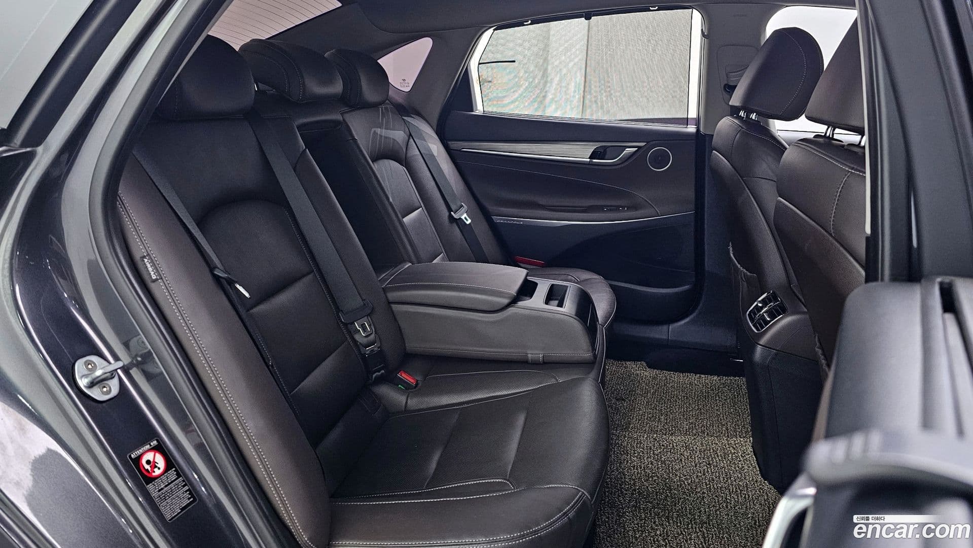 Main__Slider__Photo:Grandeur Hyundai 2018.5-11