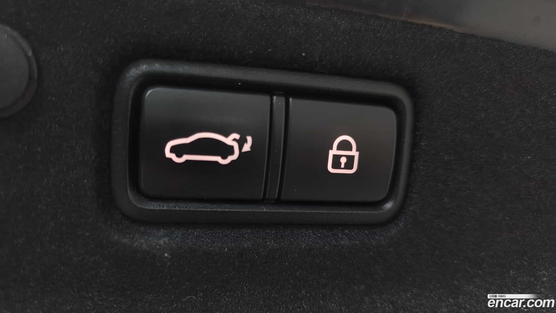 Grandeur Hyundai 2018.5-OPTION-024