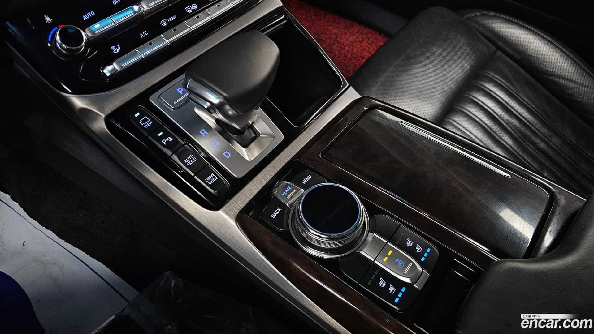 EQ900 Genesis 2016.4-INNER-009