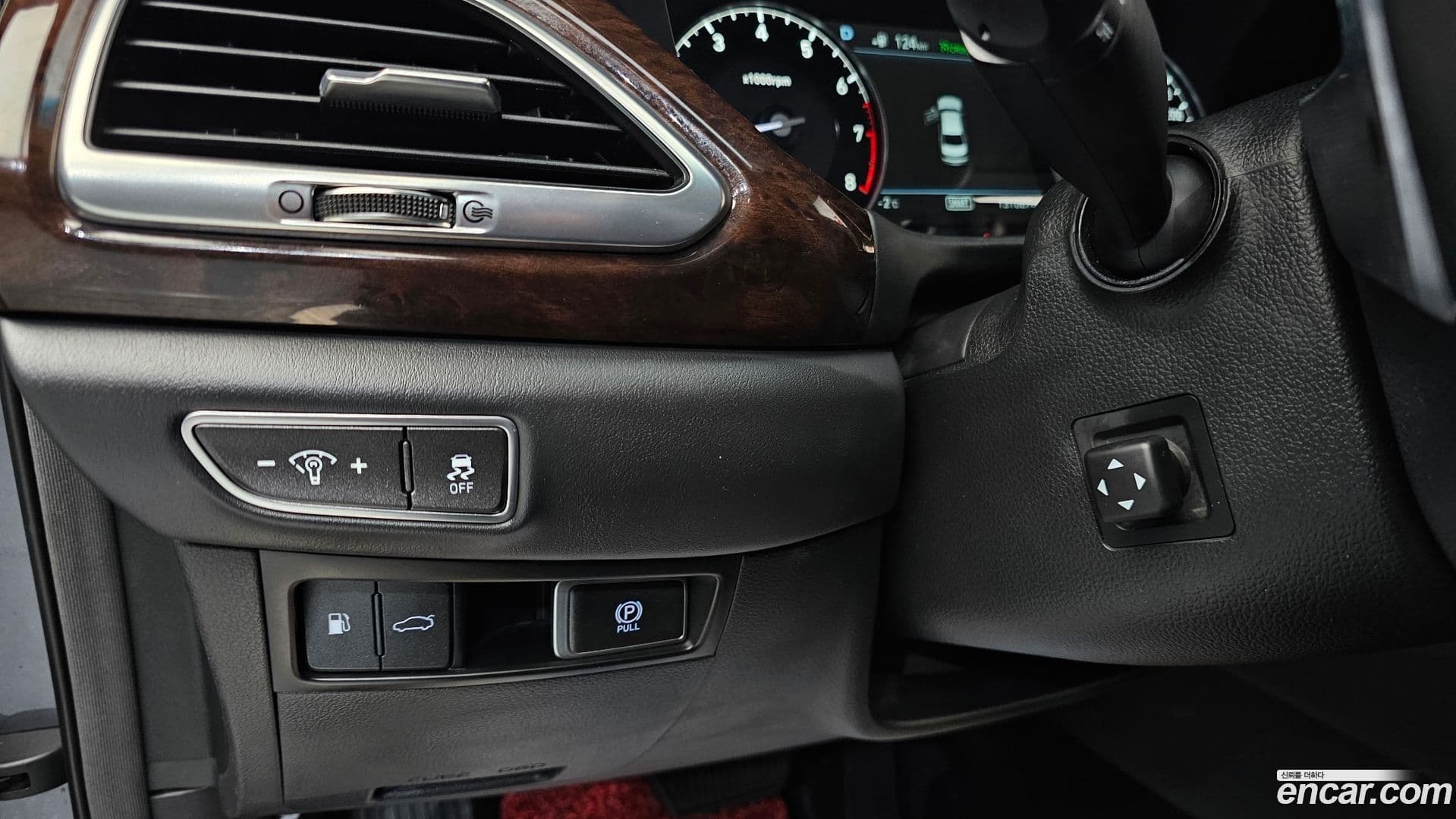 Main__Slider__Photo:EQ900 Genesis 2016.4-13