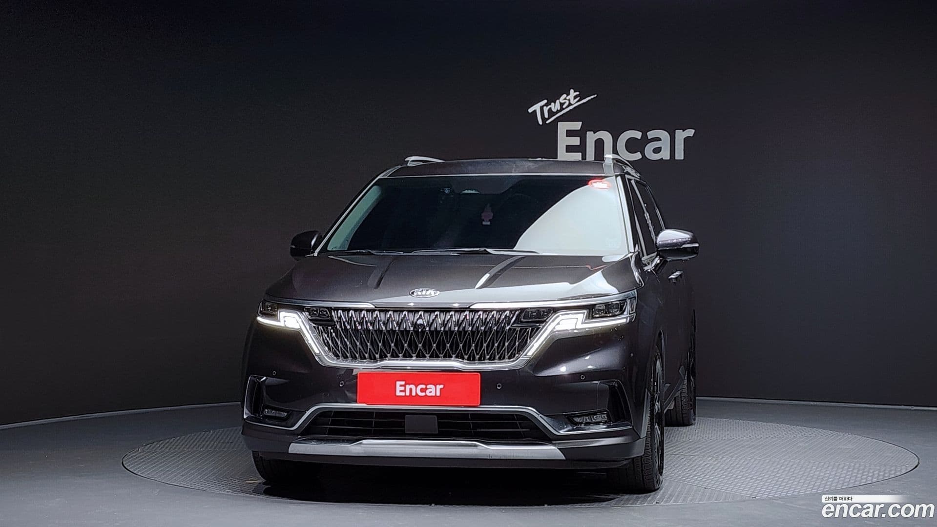 Main__Slider__Photo:Canival Kia 2020.9-2