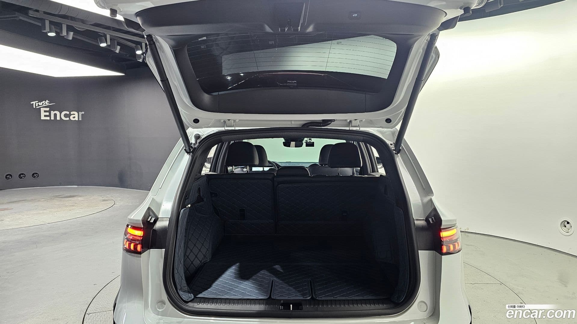 Main__Slider__Photo:Grand Koleos Renault-KoreaSamsung 2025.0-19