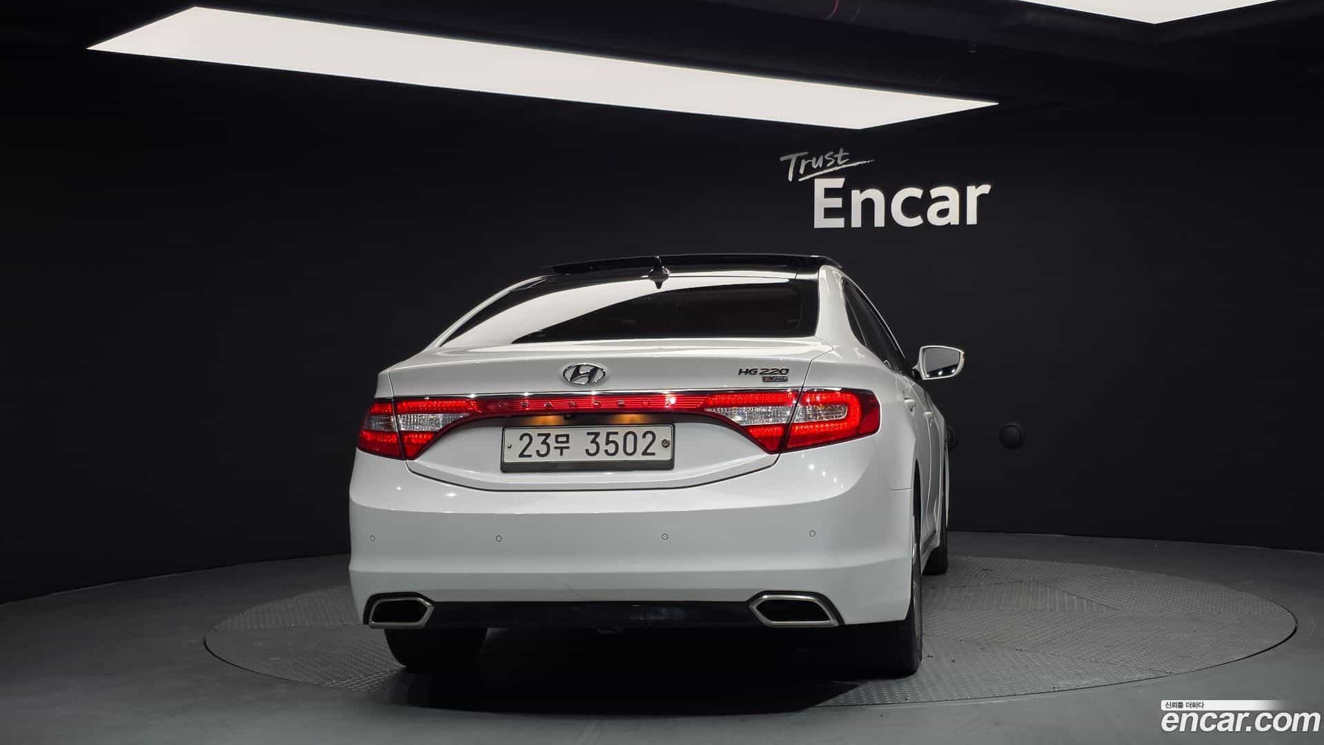 Grandeur Hyundai 2015.0-OUTER-004