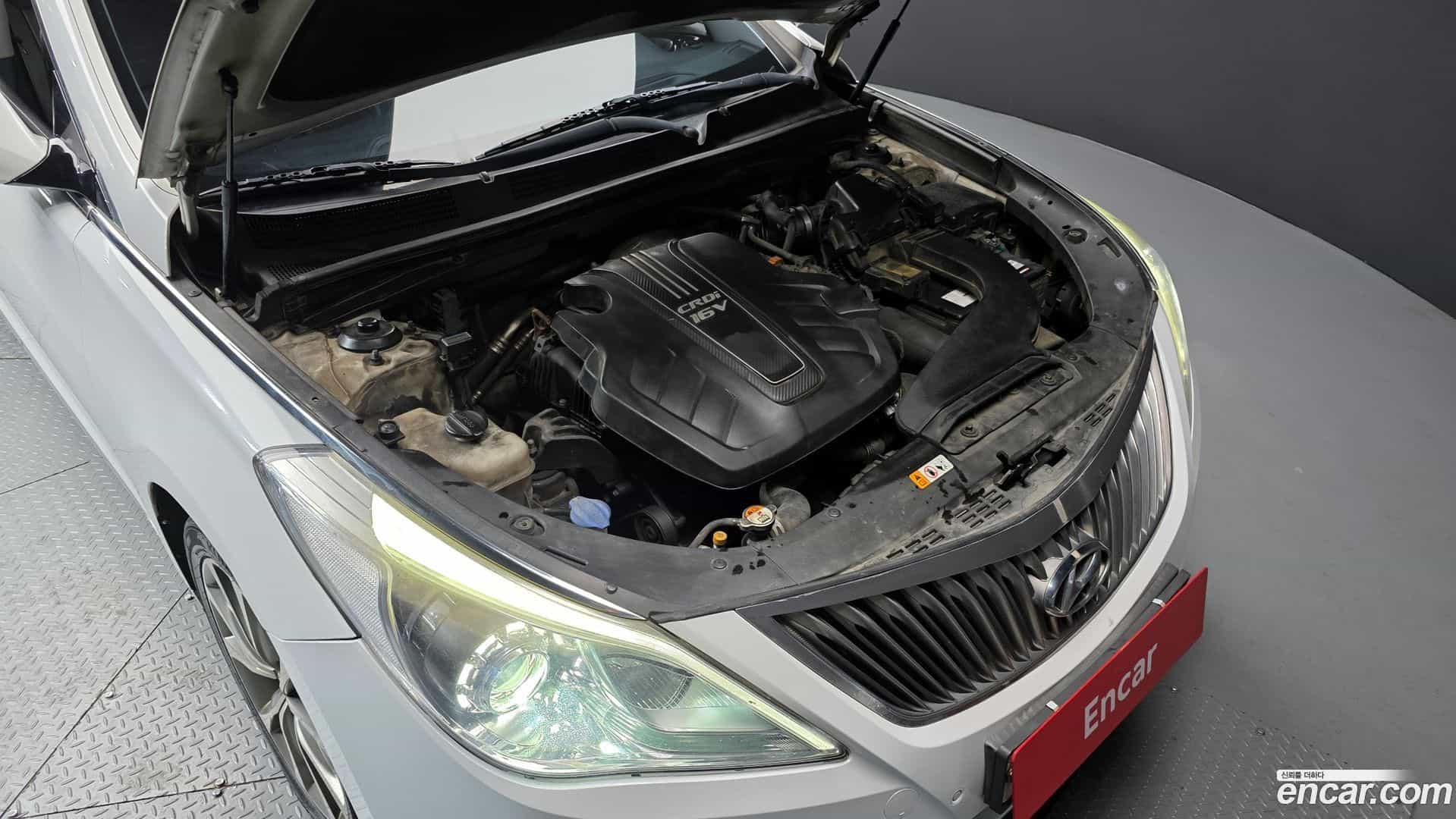 Grandeur Hyundai 2015.0-INNER-006