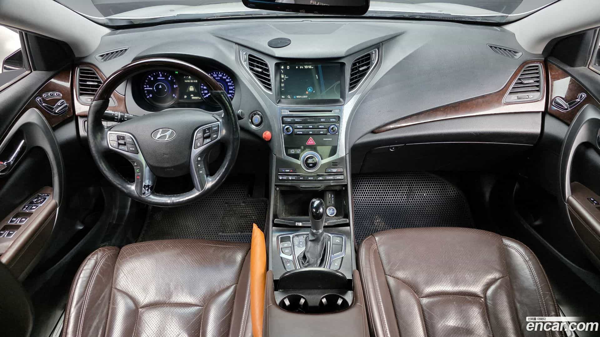 Grandeur Hyundai 2015.0-INNER-007