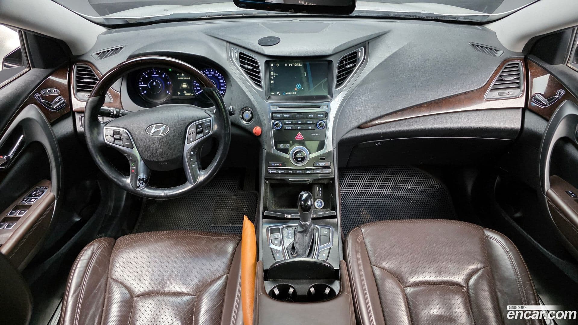 Main__Slider__Photo:Grandeur Hyundai 2015.0-6