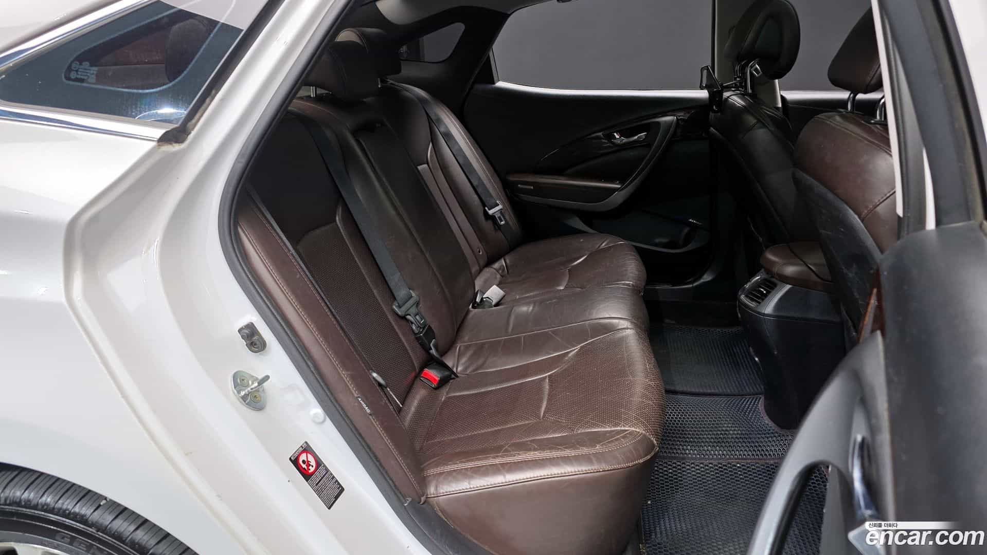 Grandeur Hyundai 2015.0-OPTION-016