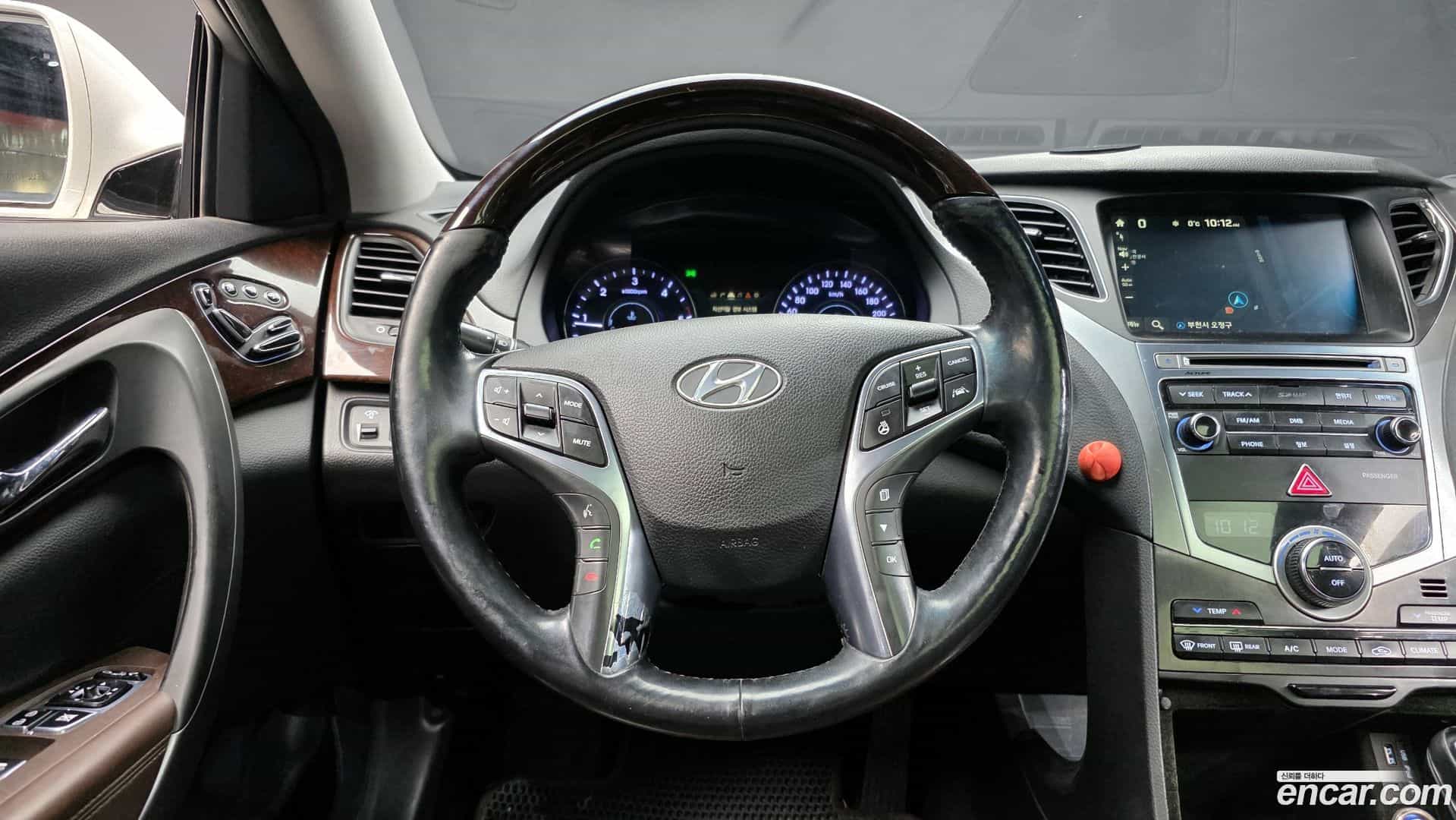 Grandeur Hyundai 2015.0-OPTION-017