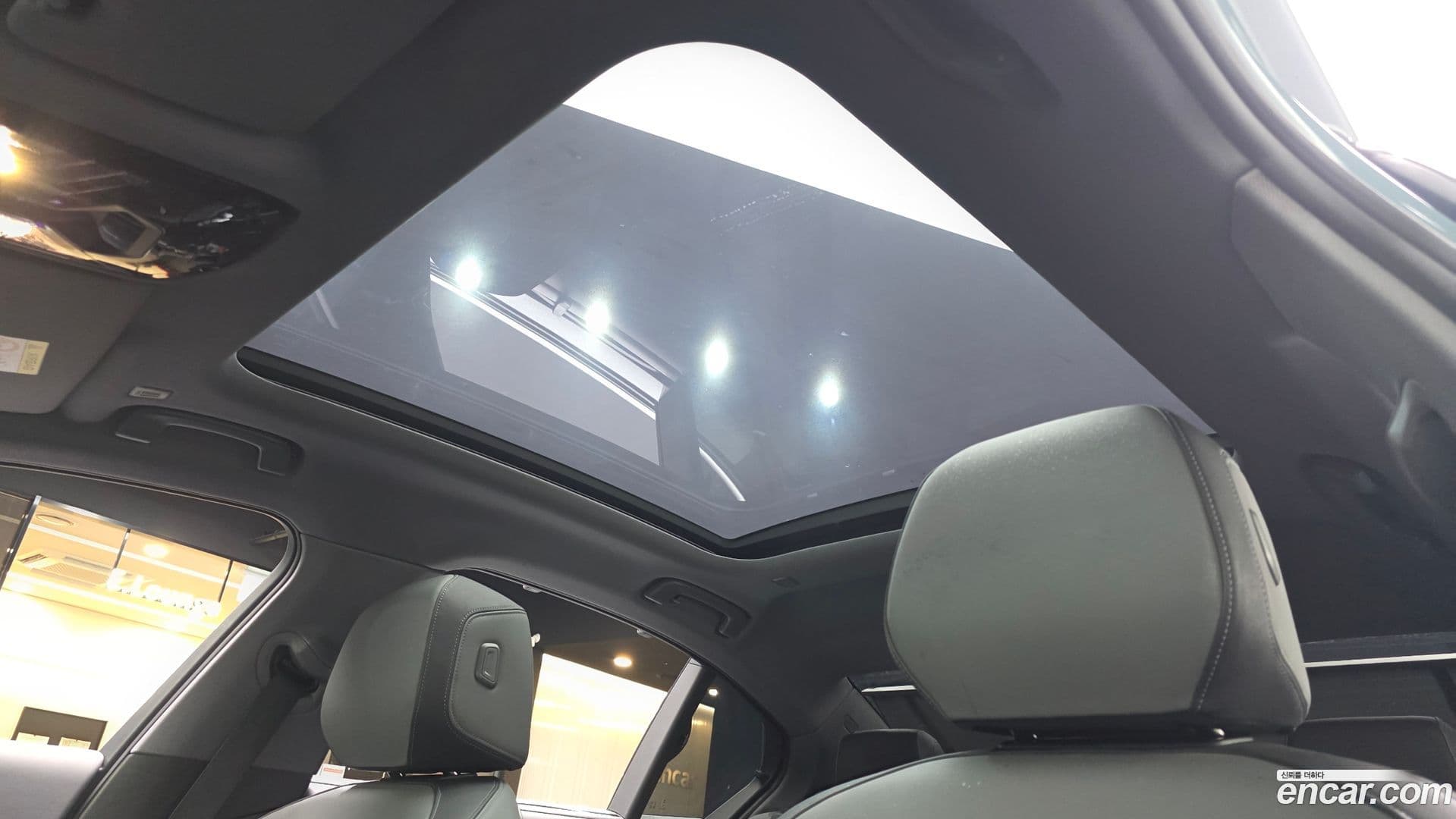 Main__Slider__Photo:5-Series BMW 2024.0-17