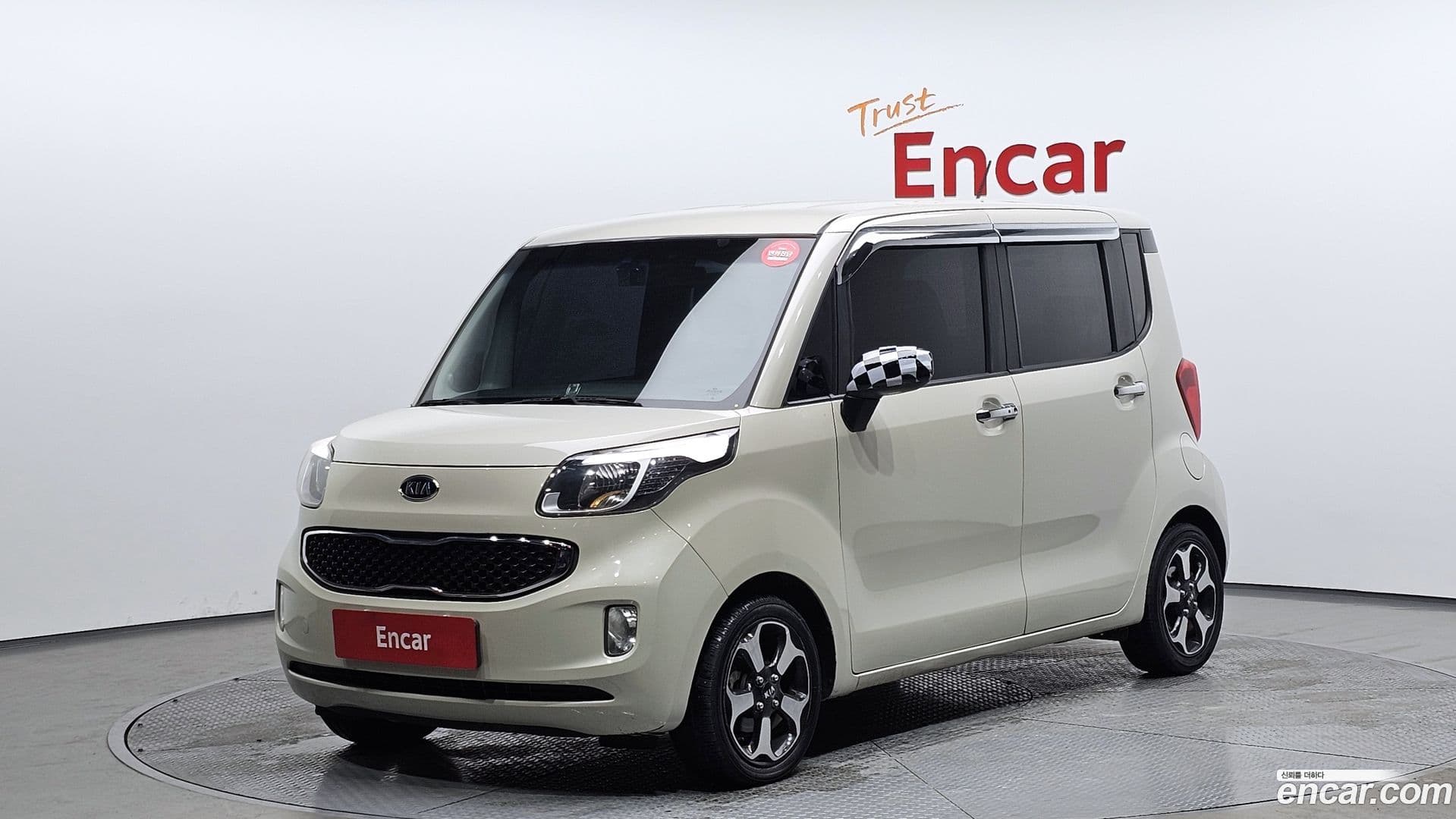 Main__Slider__Photo:RAY Kia 2012.0-0