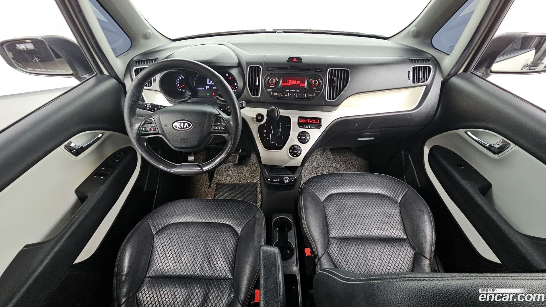 Main__Slider__Photo:RAY Kia 2012.0-6