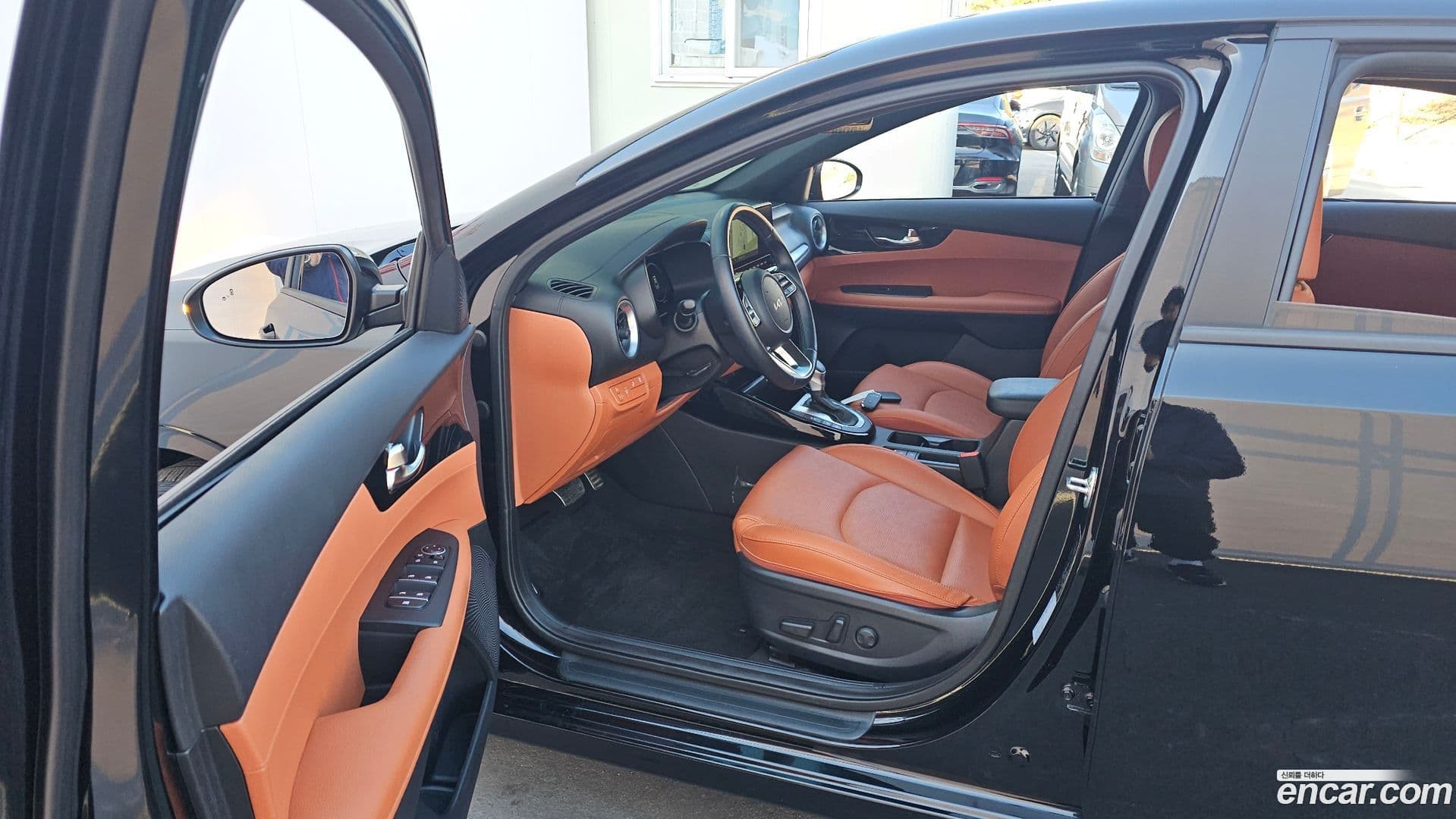 Main__Slider__Photo:K3 Kia 2024.0-9