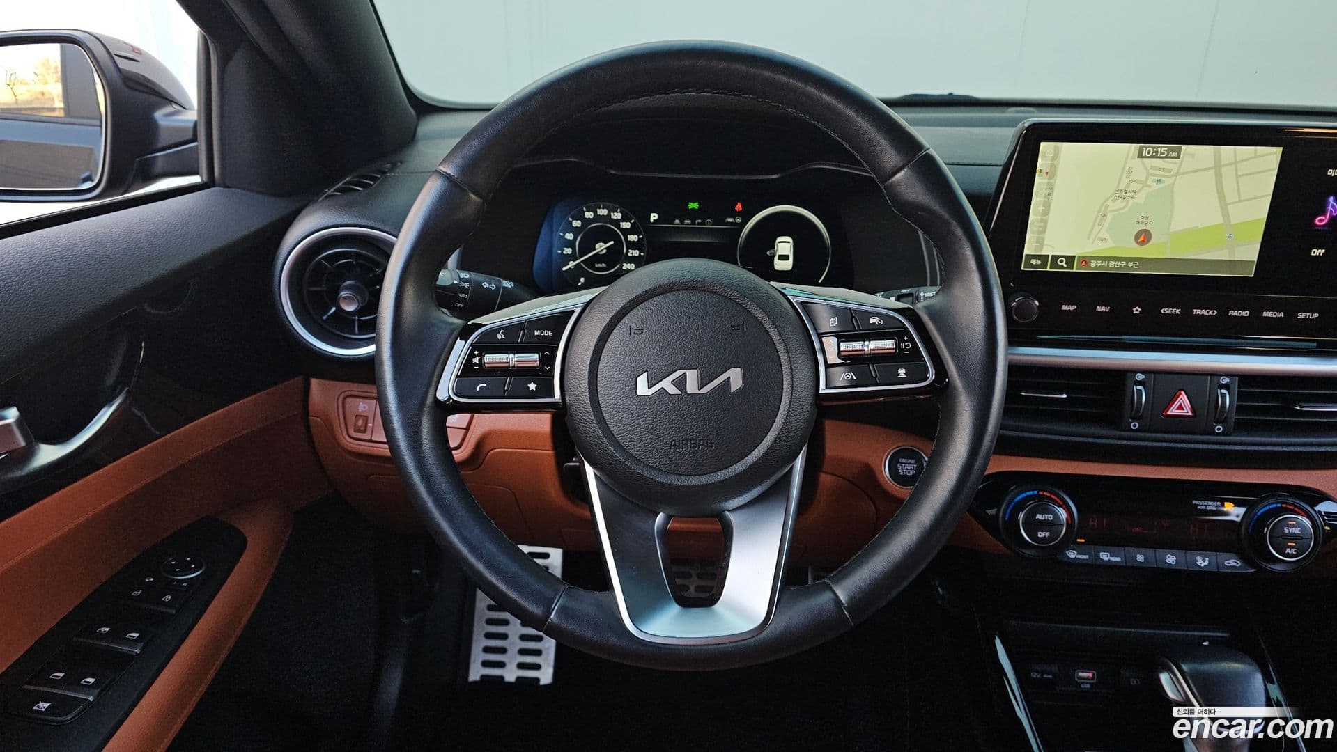 Main__Slider__Photo:K3 Kia 2024.0-12