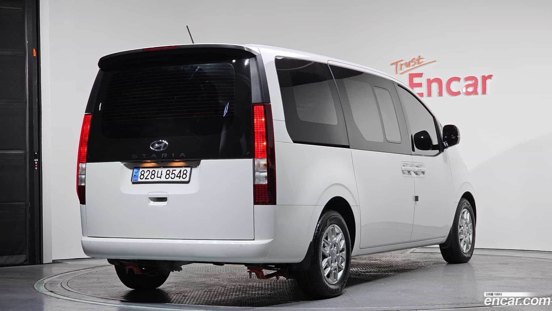 Staria Hyundai 2024.0-OUTER-002