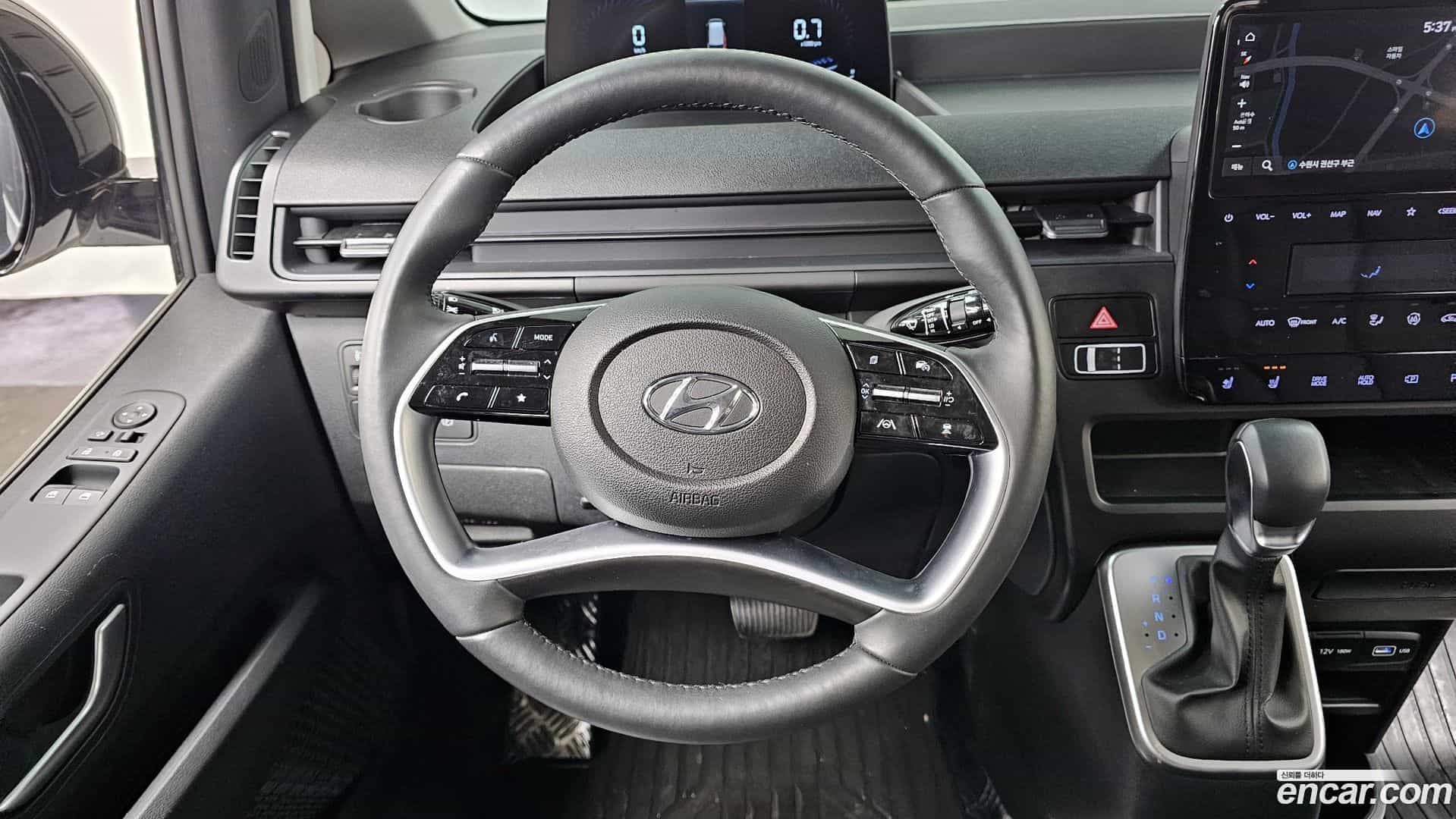Staria Hyundai 2024.0-OPTION-017
