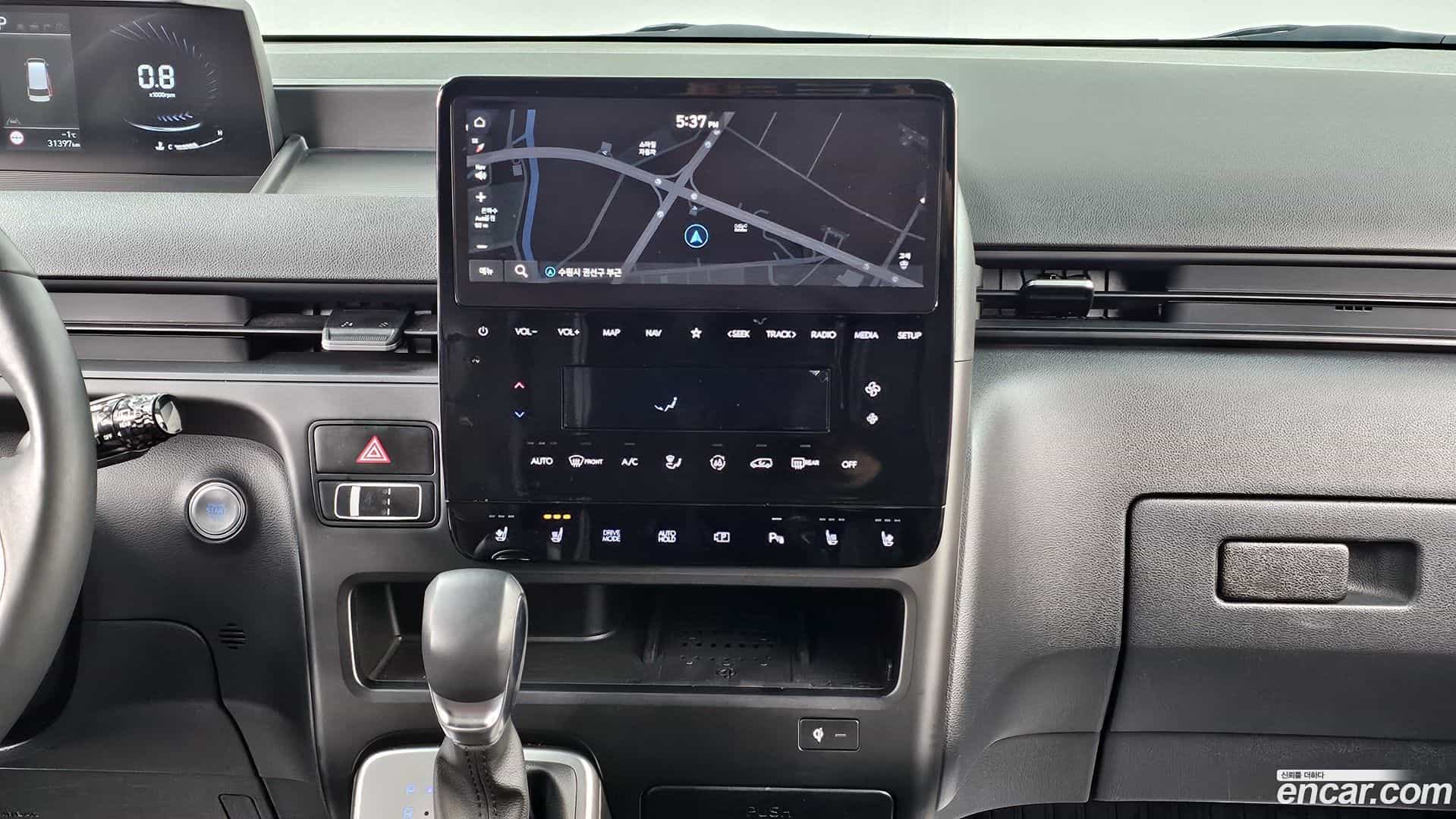 Staria Hyundai 2024.0-OPTION-018