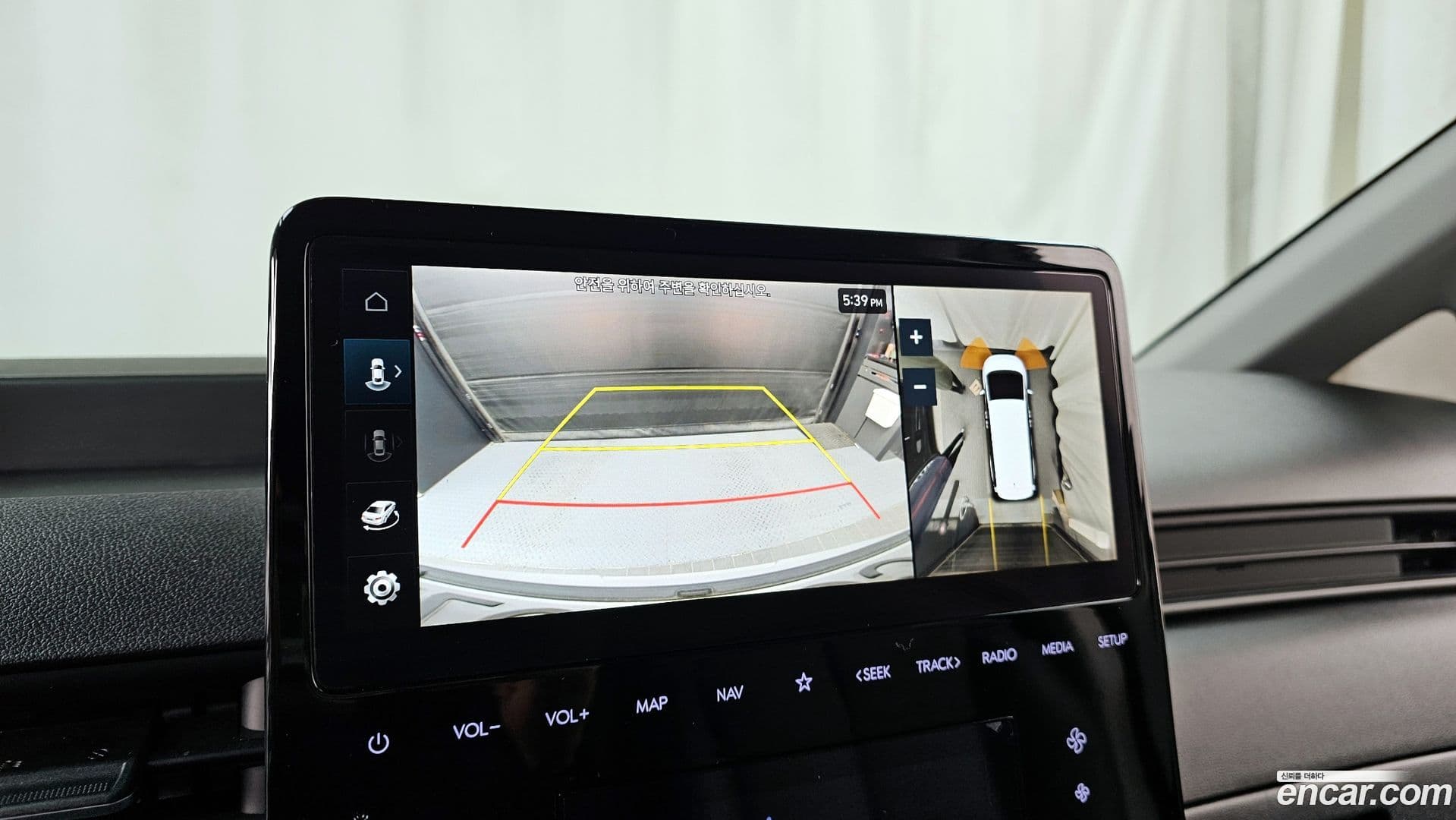 Main__Slider__Photo:Staria Hyundai 2024.0-14