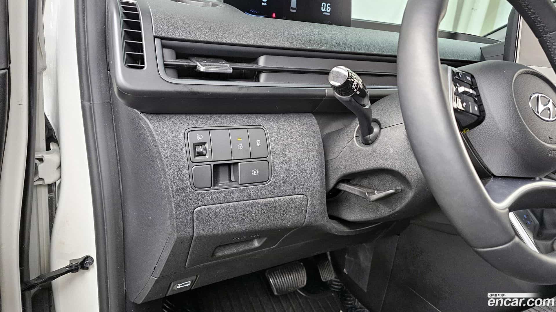 Staria Hyundai 2024.0-OPTION-020