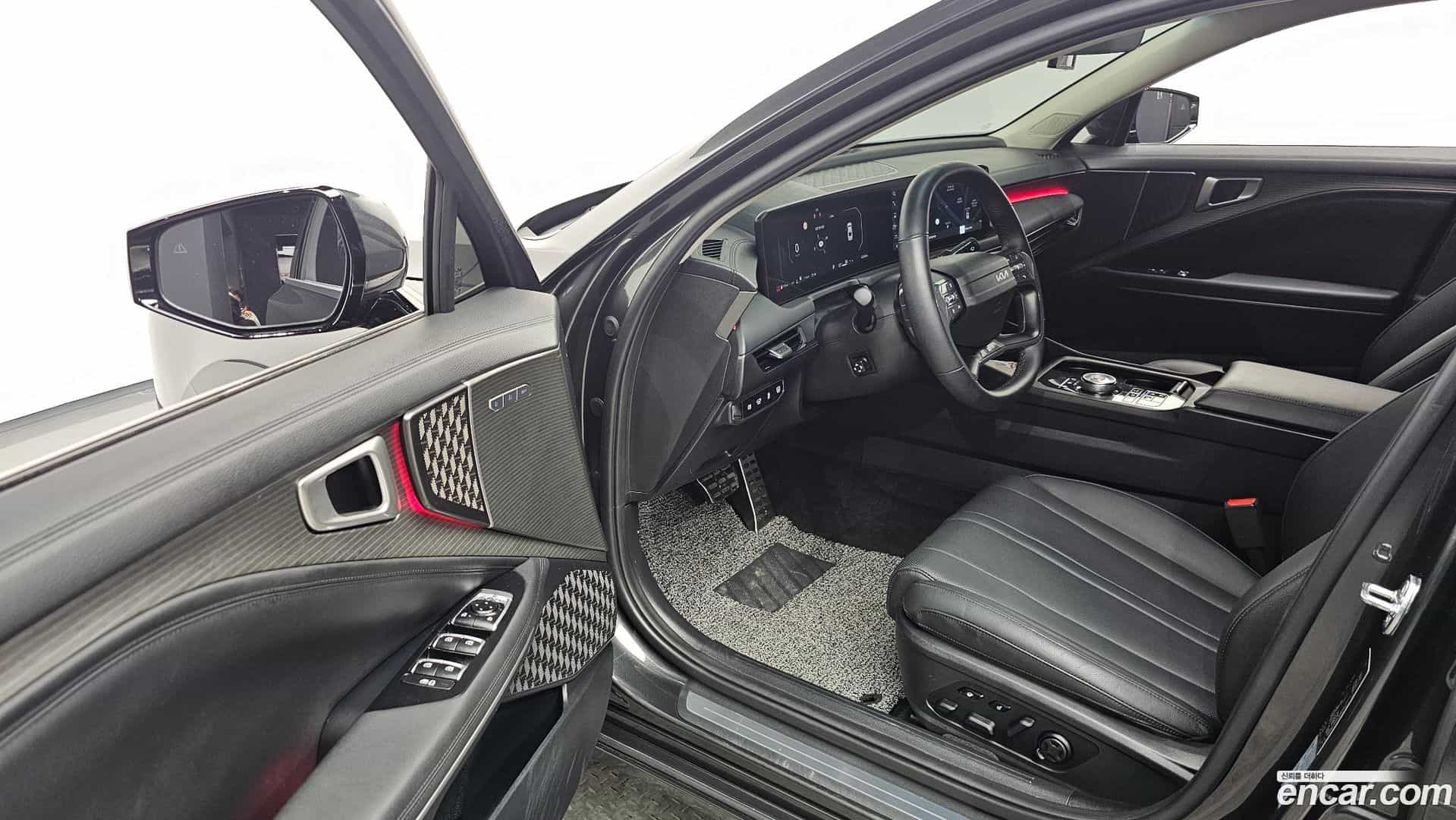 K8 Kia 2025.0-INNER-010